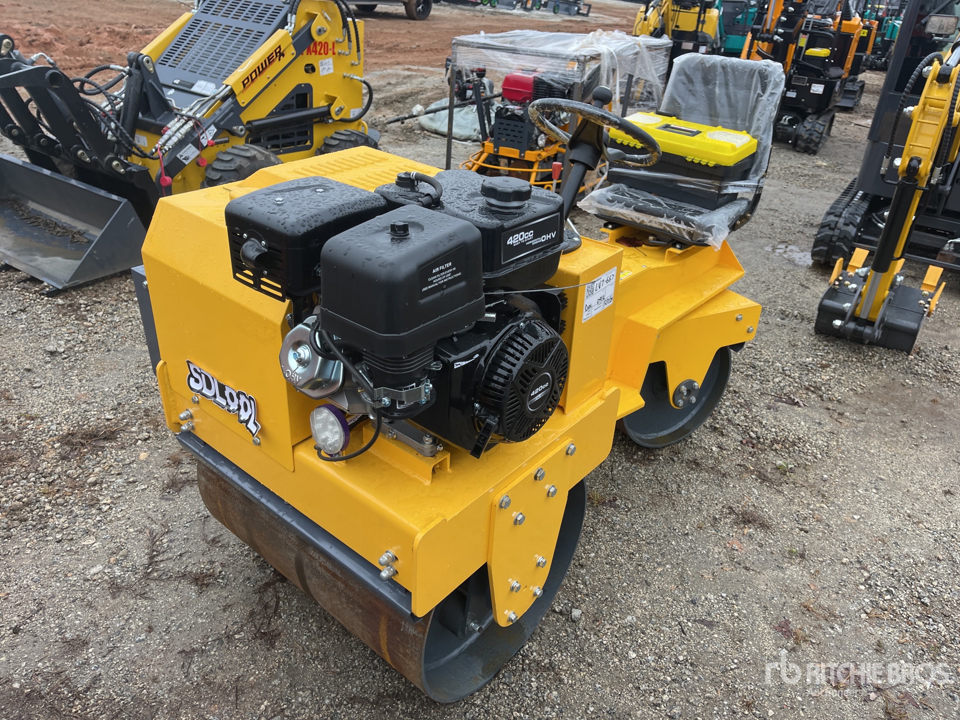 General Appearance with Picture, Left Front Corner