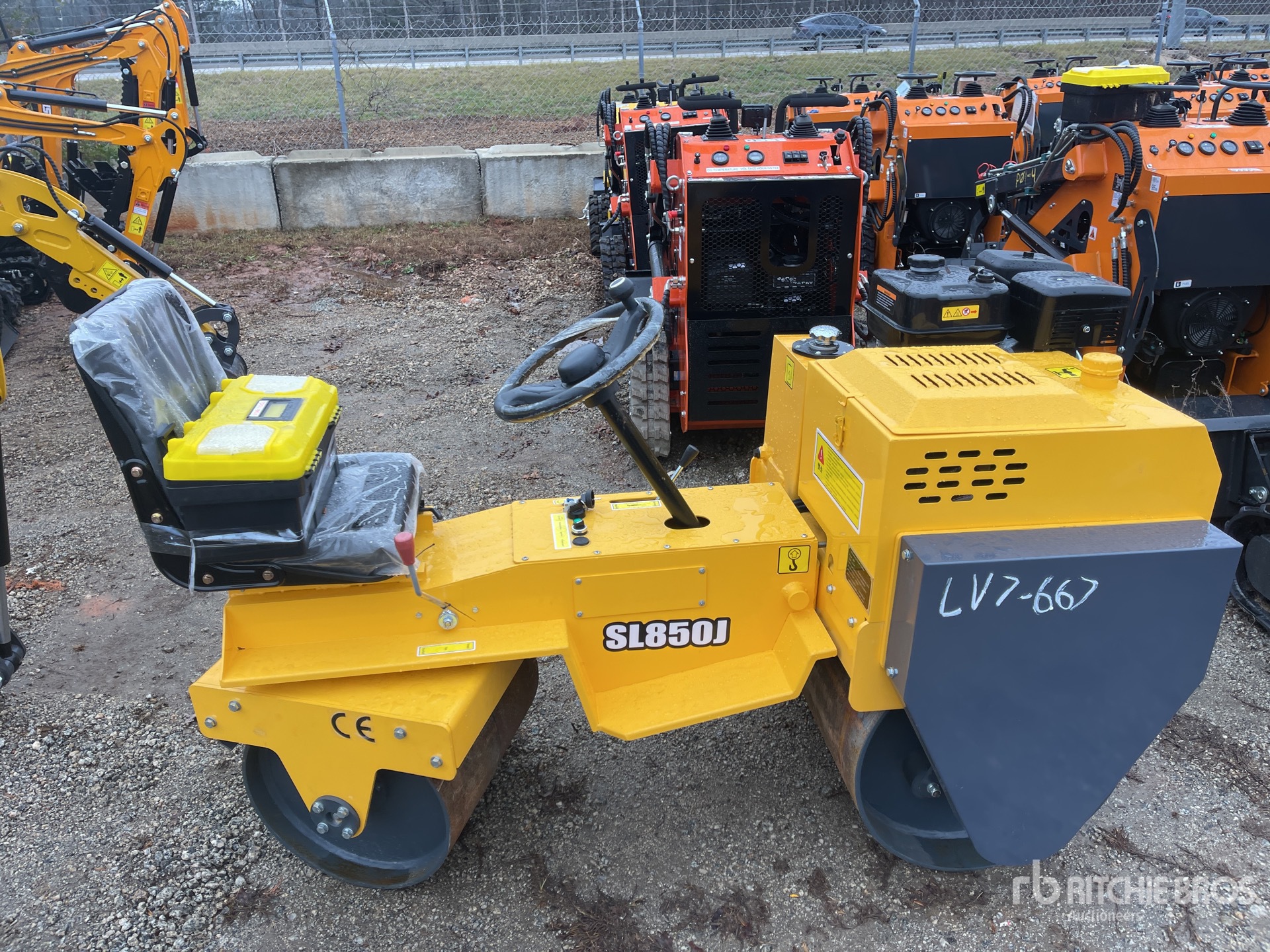 General Appearance with Featured Photo