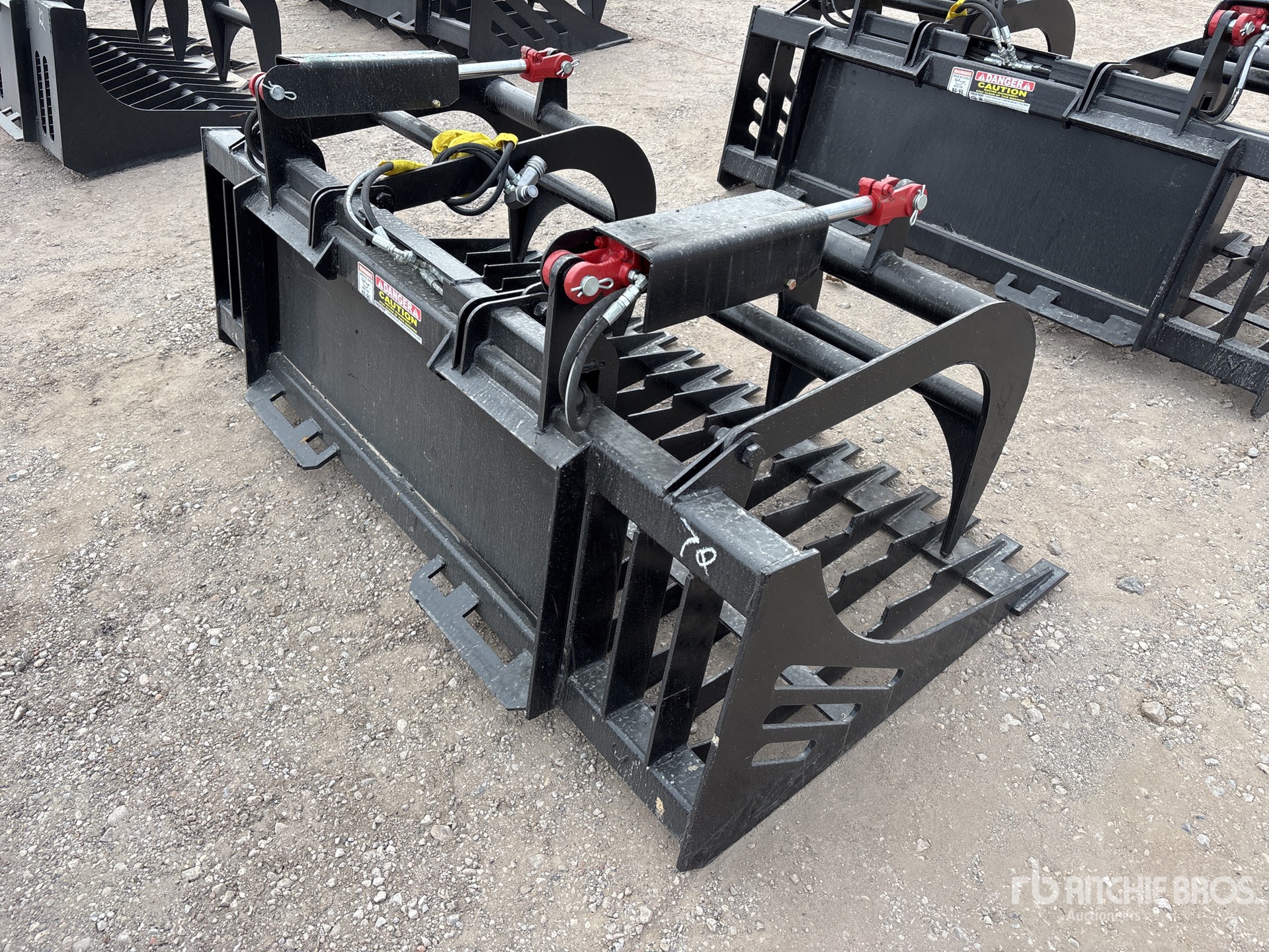 Aspect général with Image, coin arrière droit