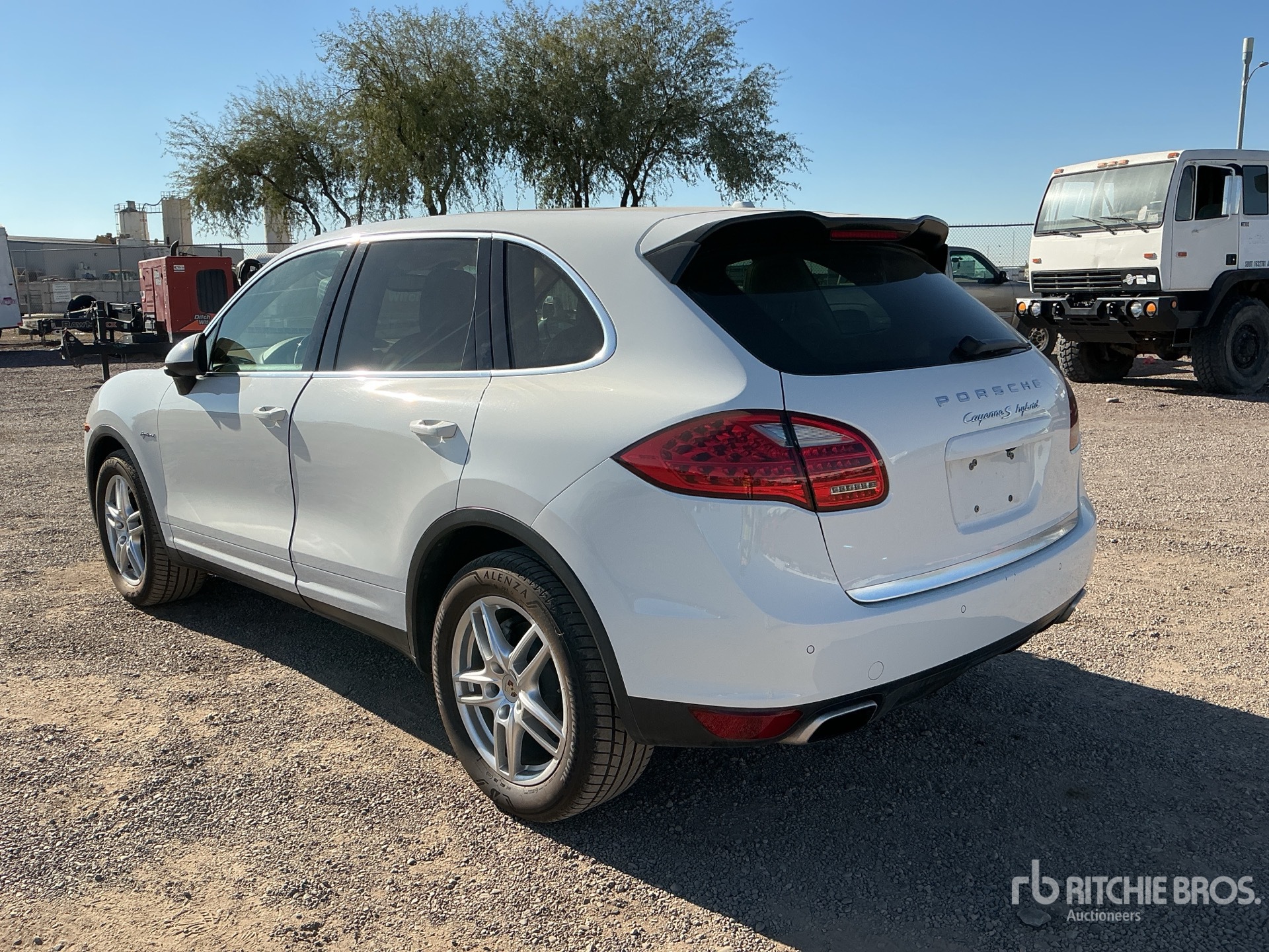 General Appearance with Picture, Left Rear Corner