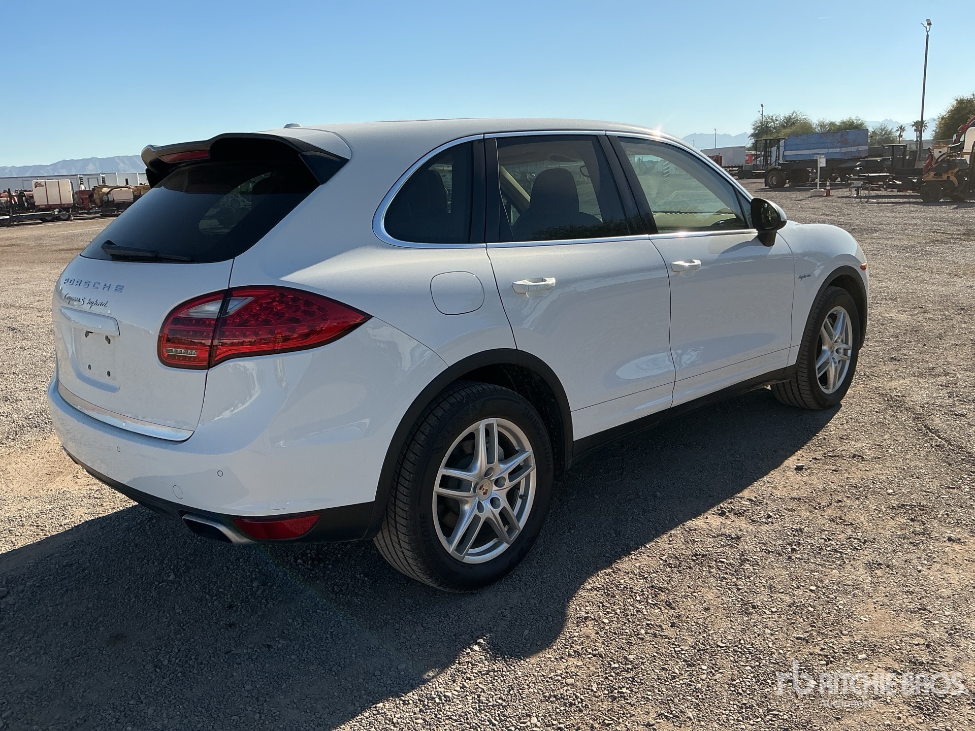 General Appearance with Picture, Right Rear Corner