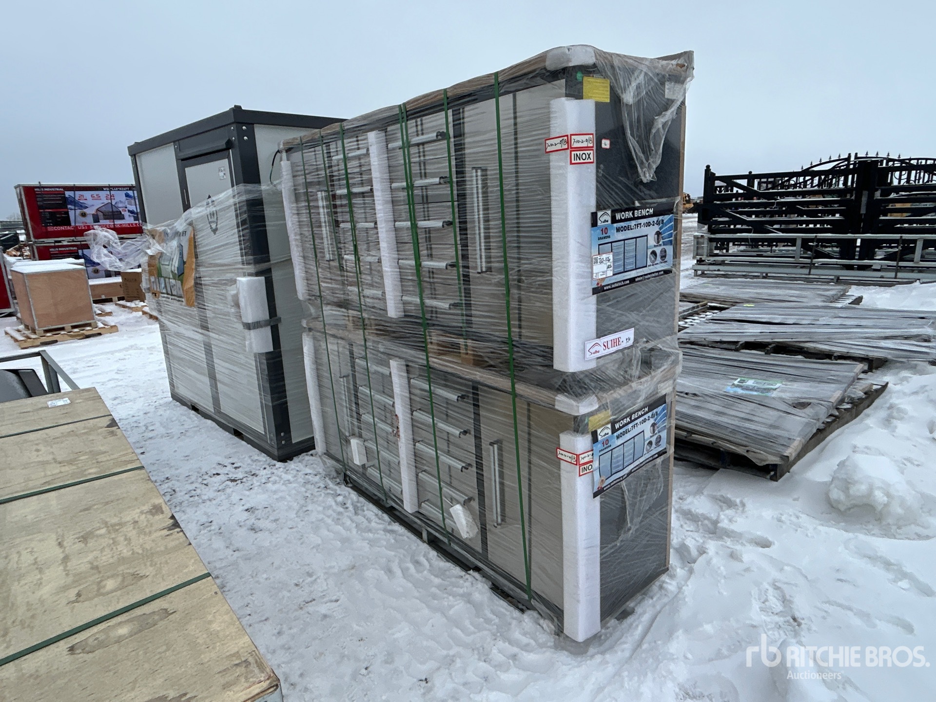 General Appearance with Picture, Left Front Corner