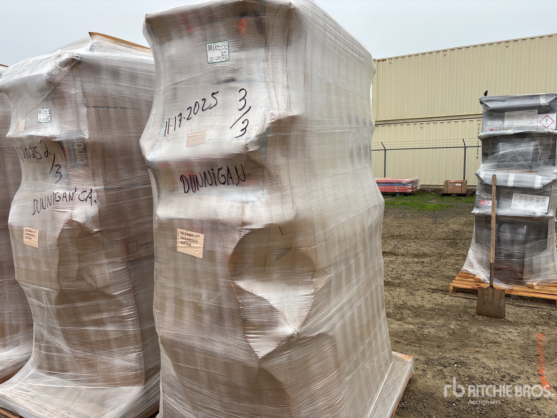 General Appearance with Featured Photo