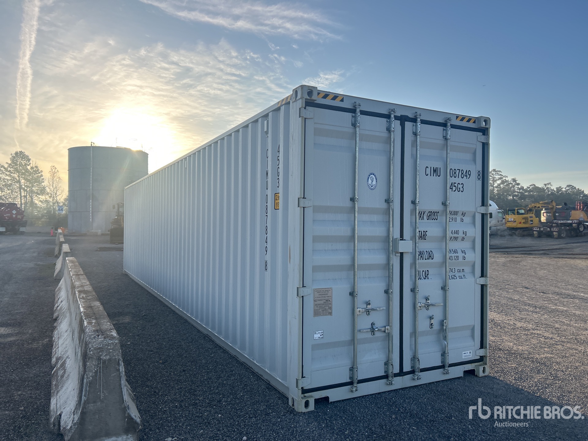 General Appearance with Picture, Right Front Corner