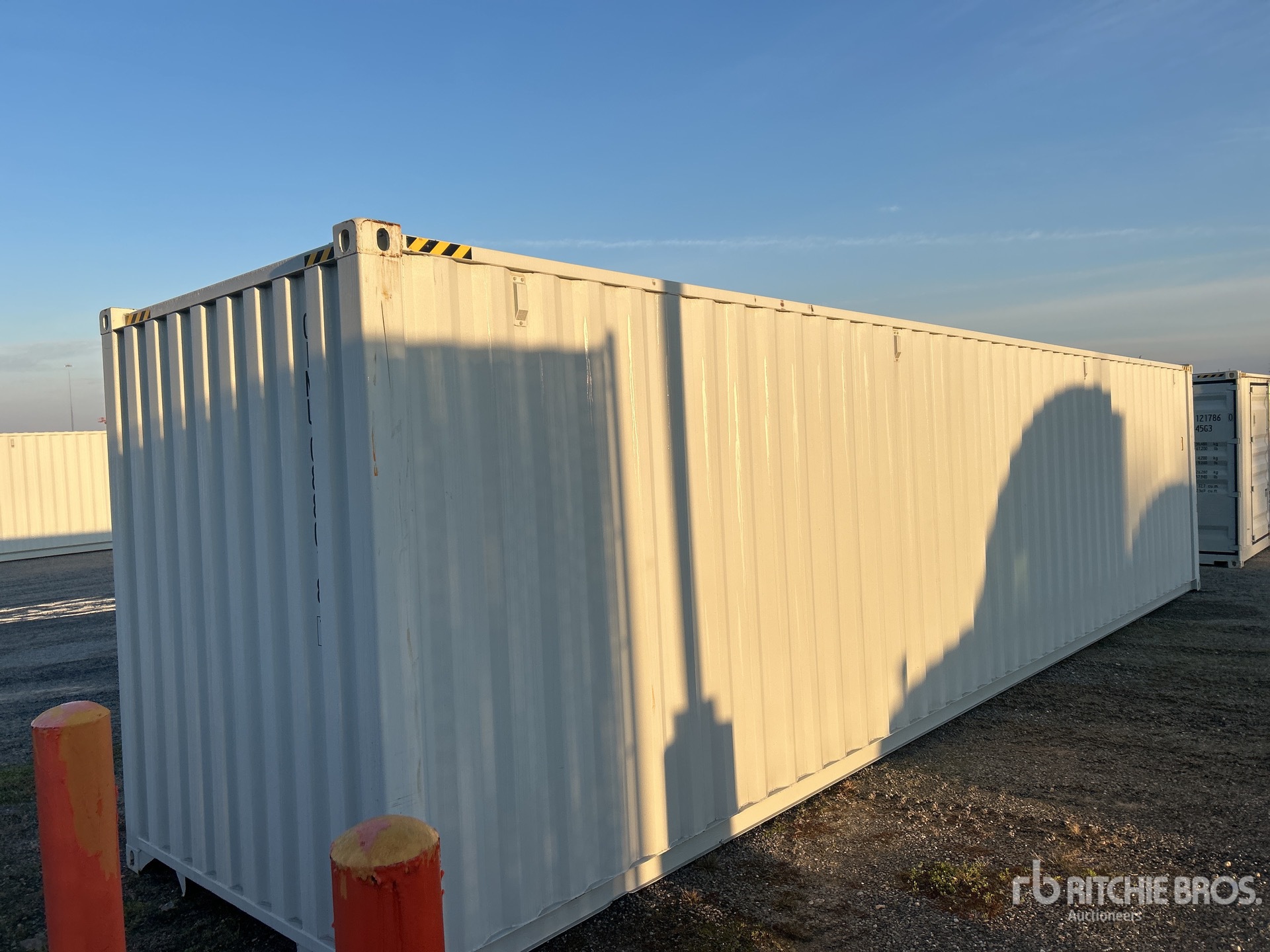 General Appearance with Foto, angolo anteriore sinistro