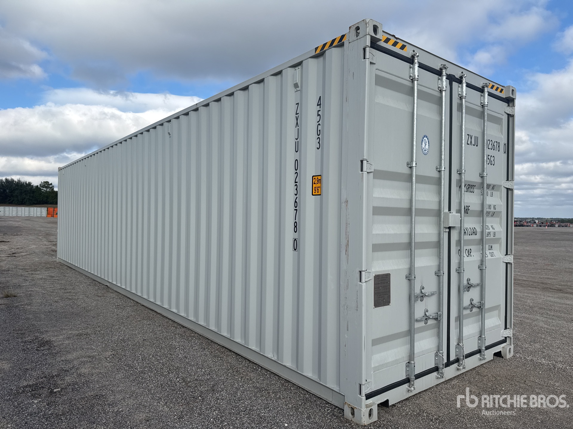 General Appearance with Foto, angolo posteriore sinistro