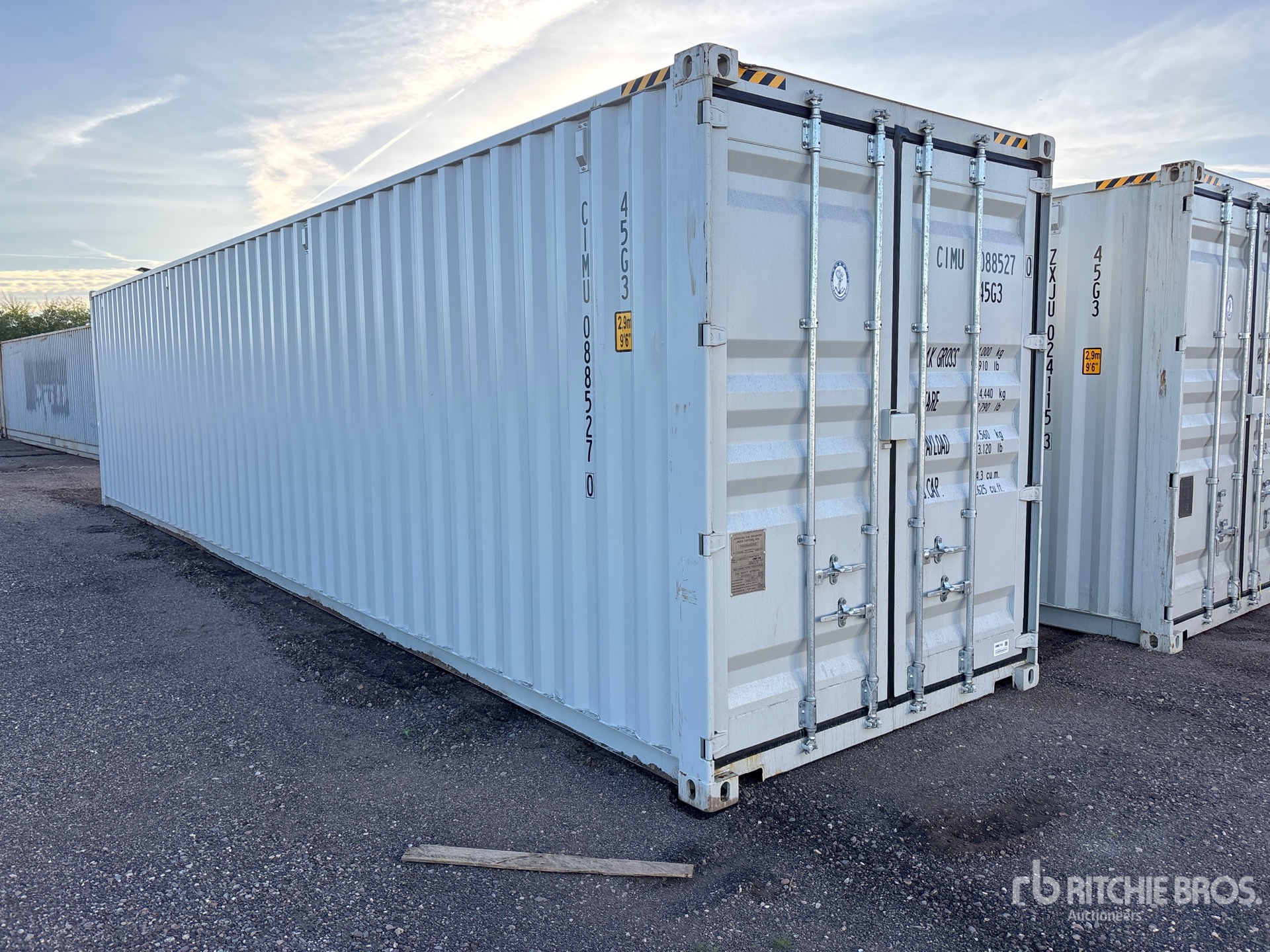 General Appearance with Picture, Right Rear Corner