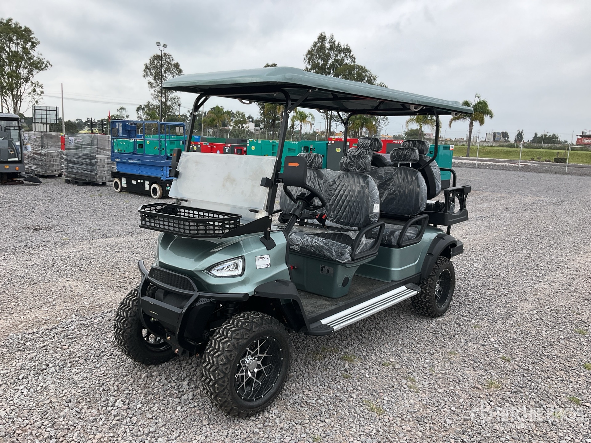 General Appearance with Picture, Left Front Corner