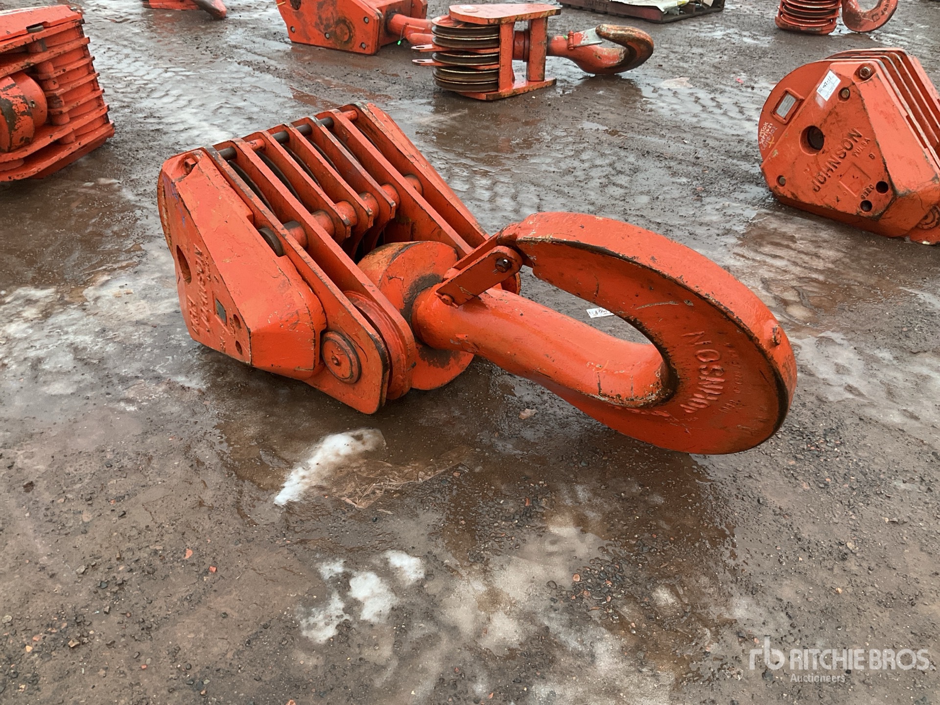 General Appearance with Bild, Ecke hinten links