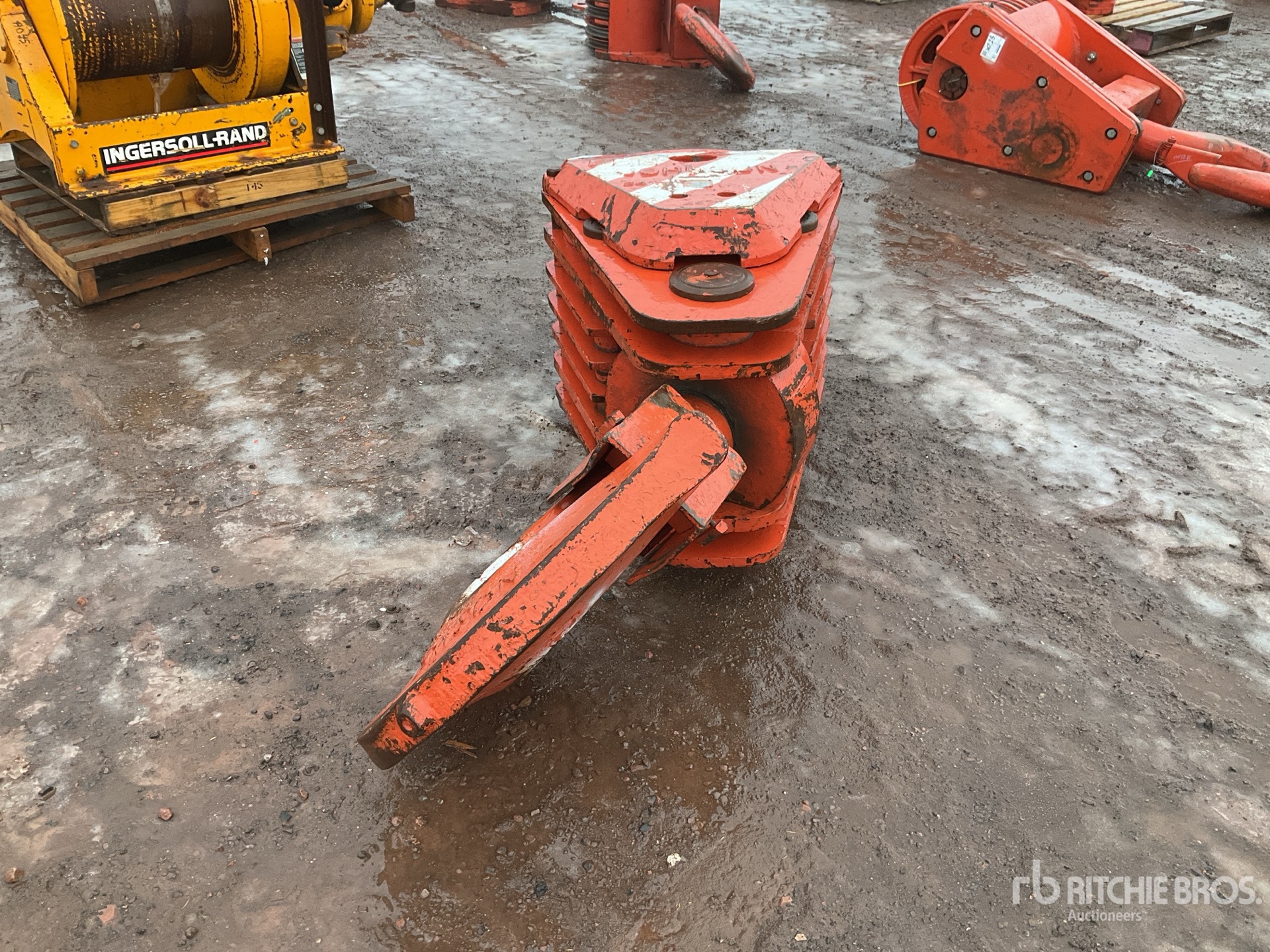 General Appearance with Bild, Ecke hinten links