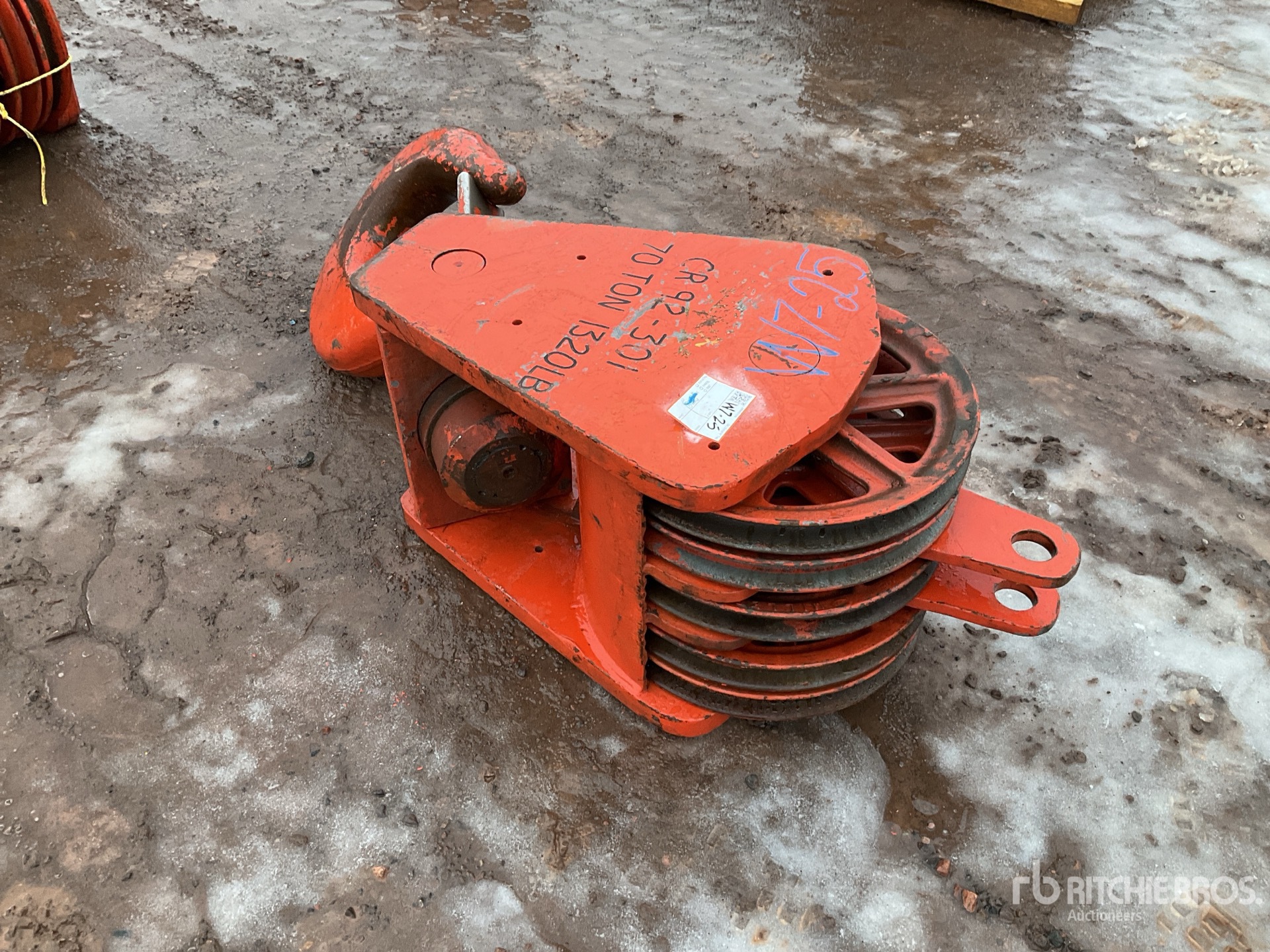 General Appearance with Bild, Ecke vorne rechts