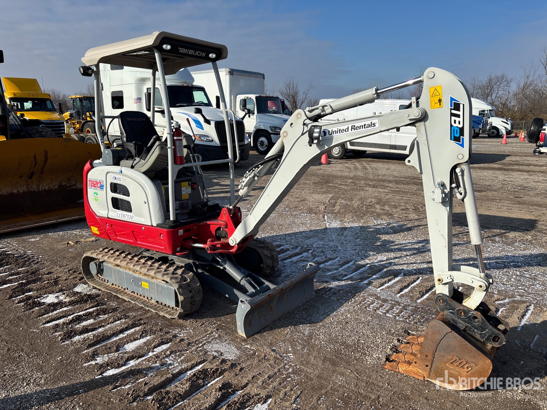 General Appearance with Picture, Right Front Corner