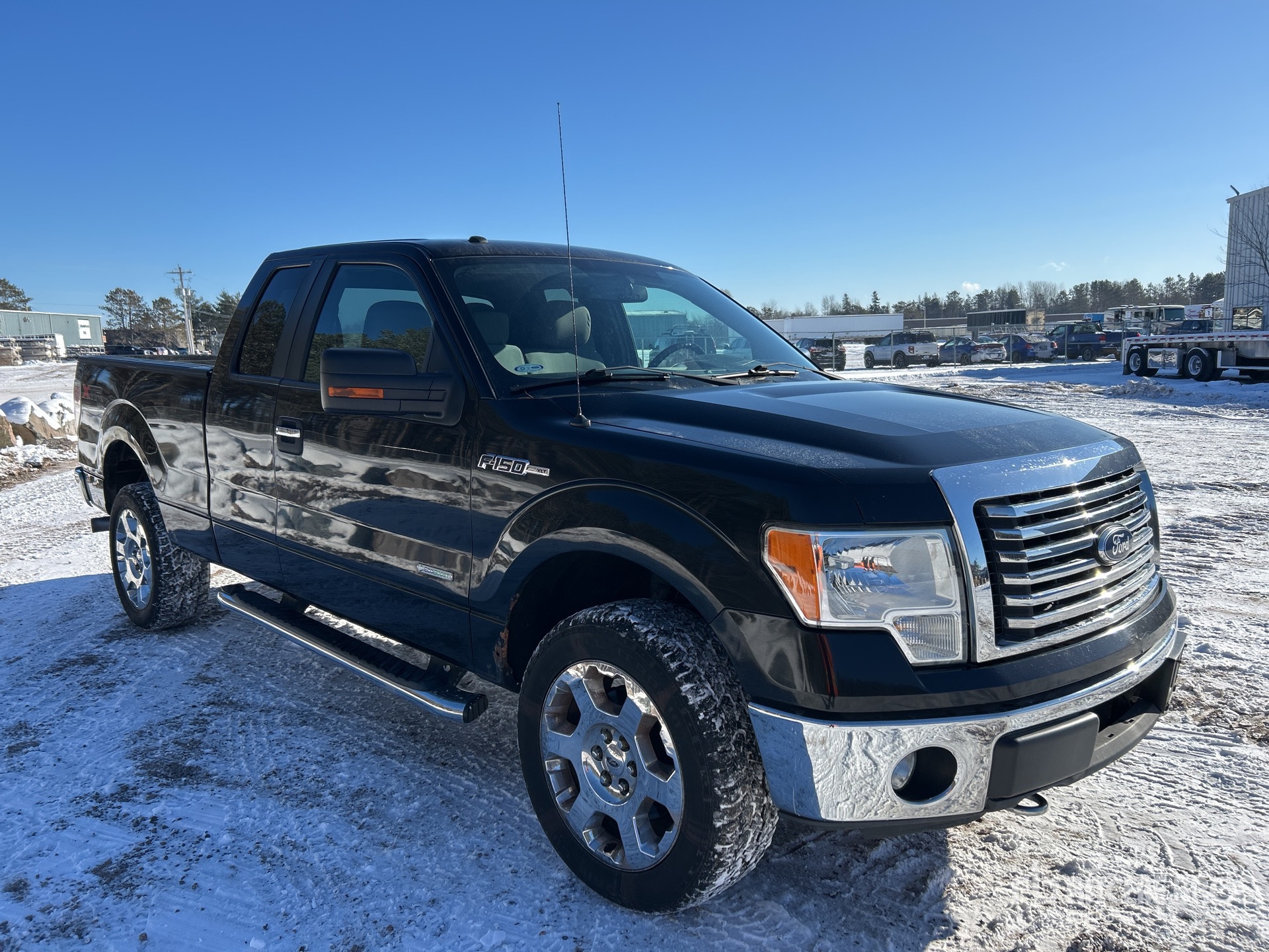 General Appearance with Picture, Right Front Corner