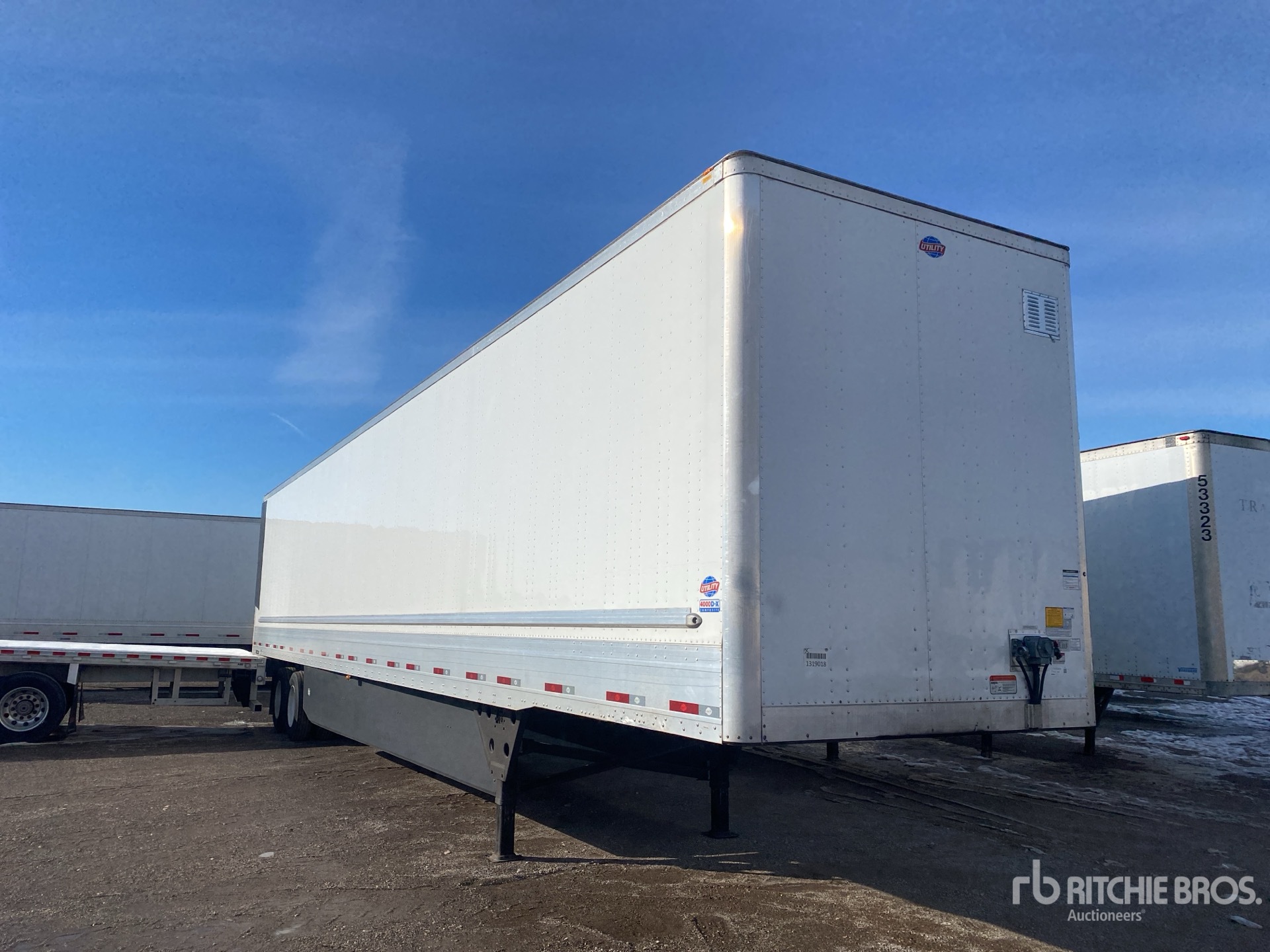 General Appearance with Bild, Ecke vorne rechts