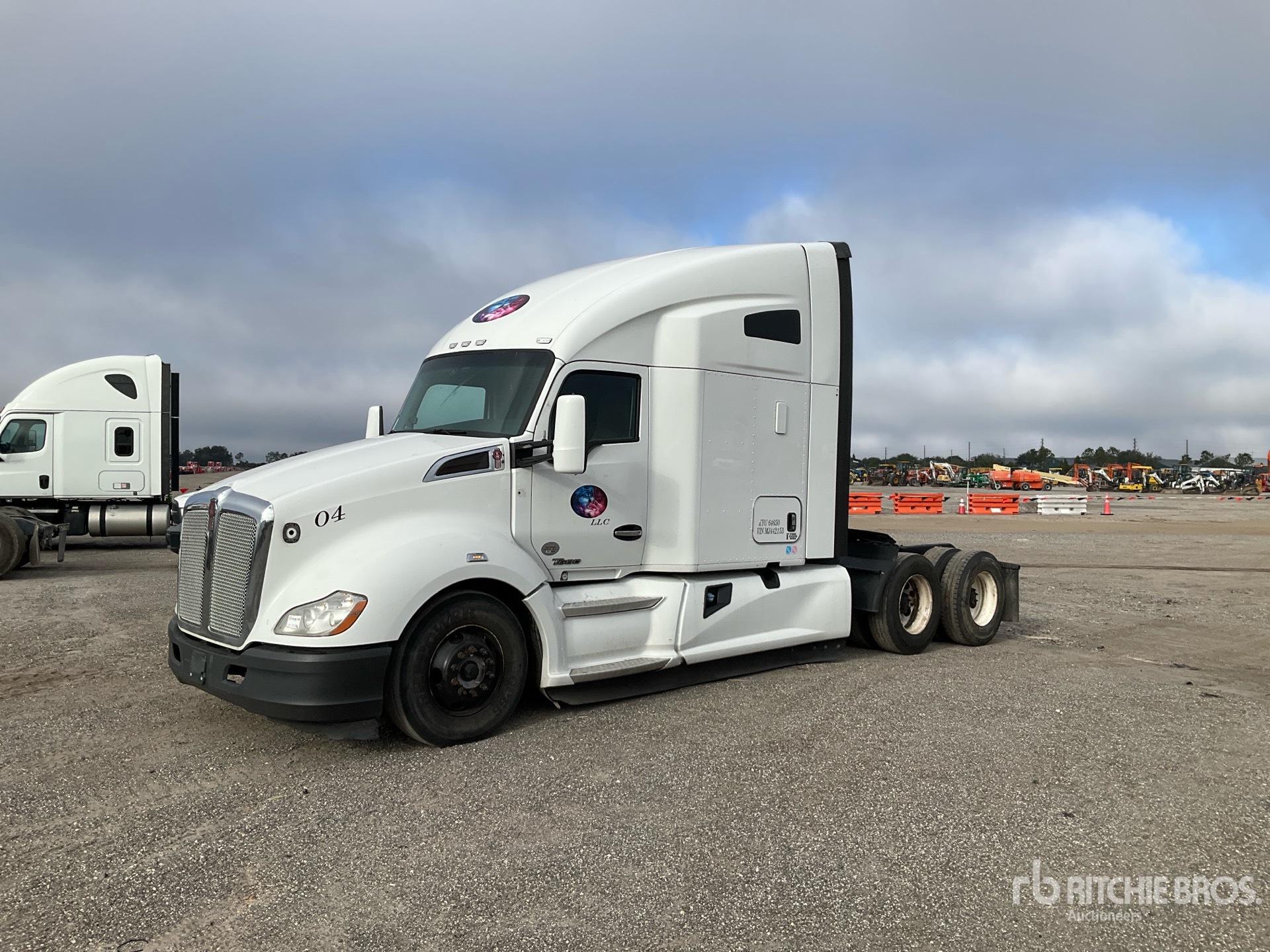 General Appearance with Picture, Left Front Corner