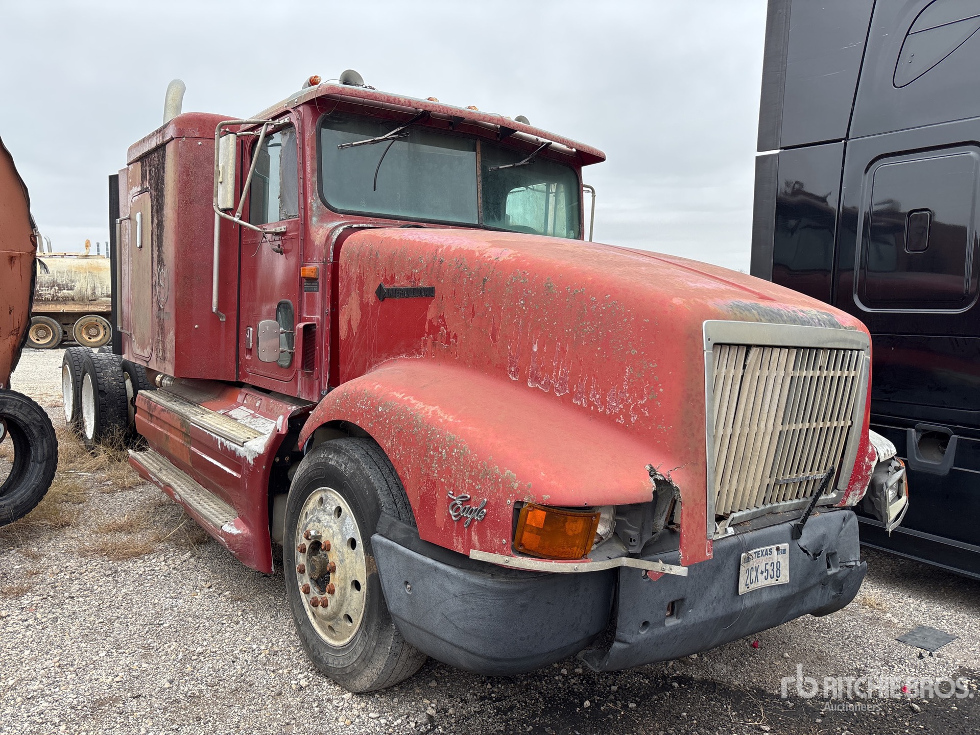 General Appearance with Image, coin avant droit