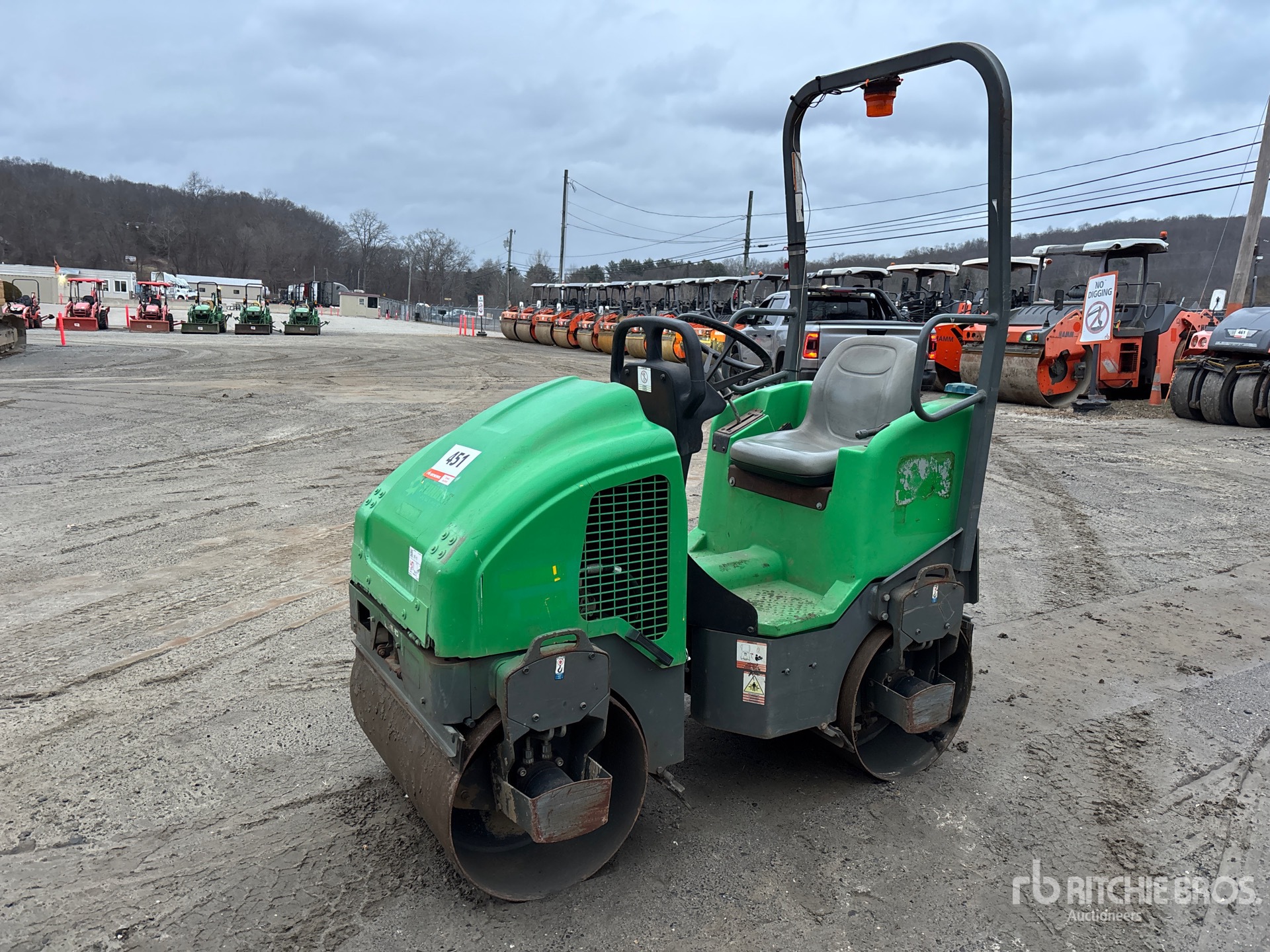 General Appearance with Picture, Left Front Corner