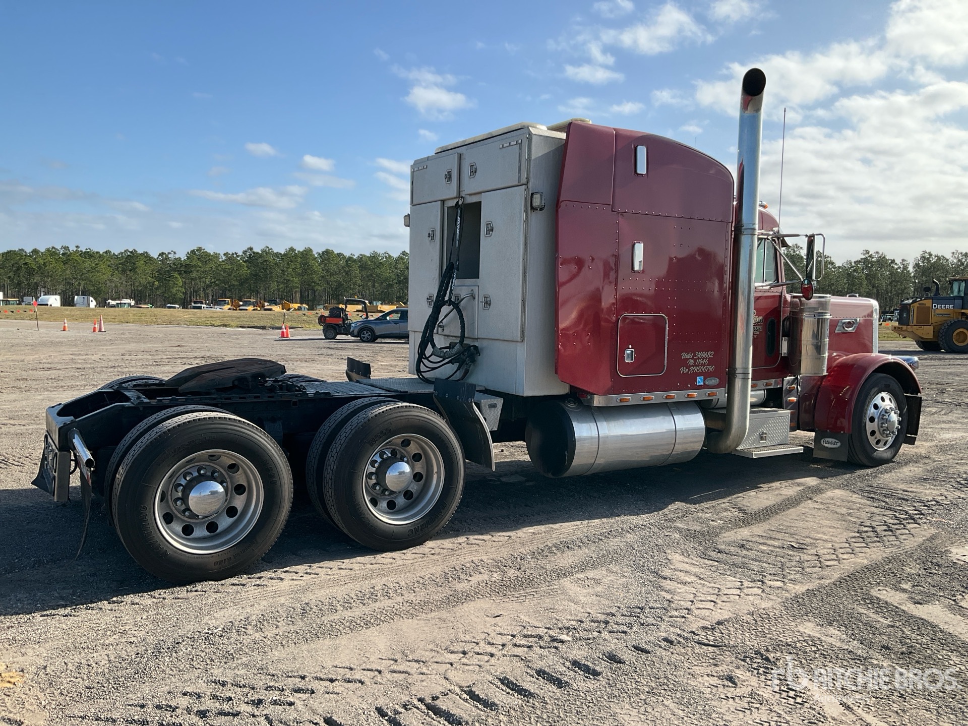 General Appearance with Image, coin arrière droit