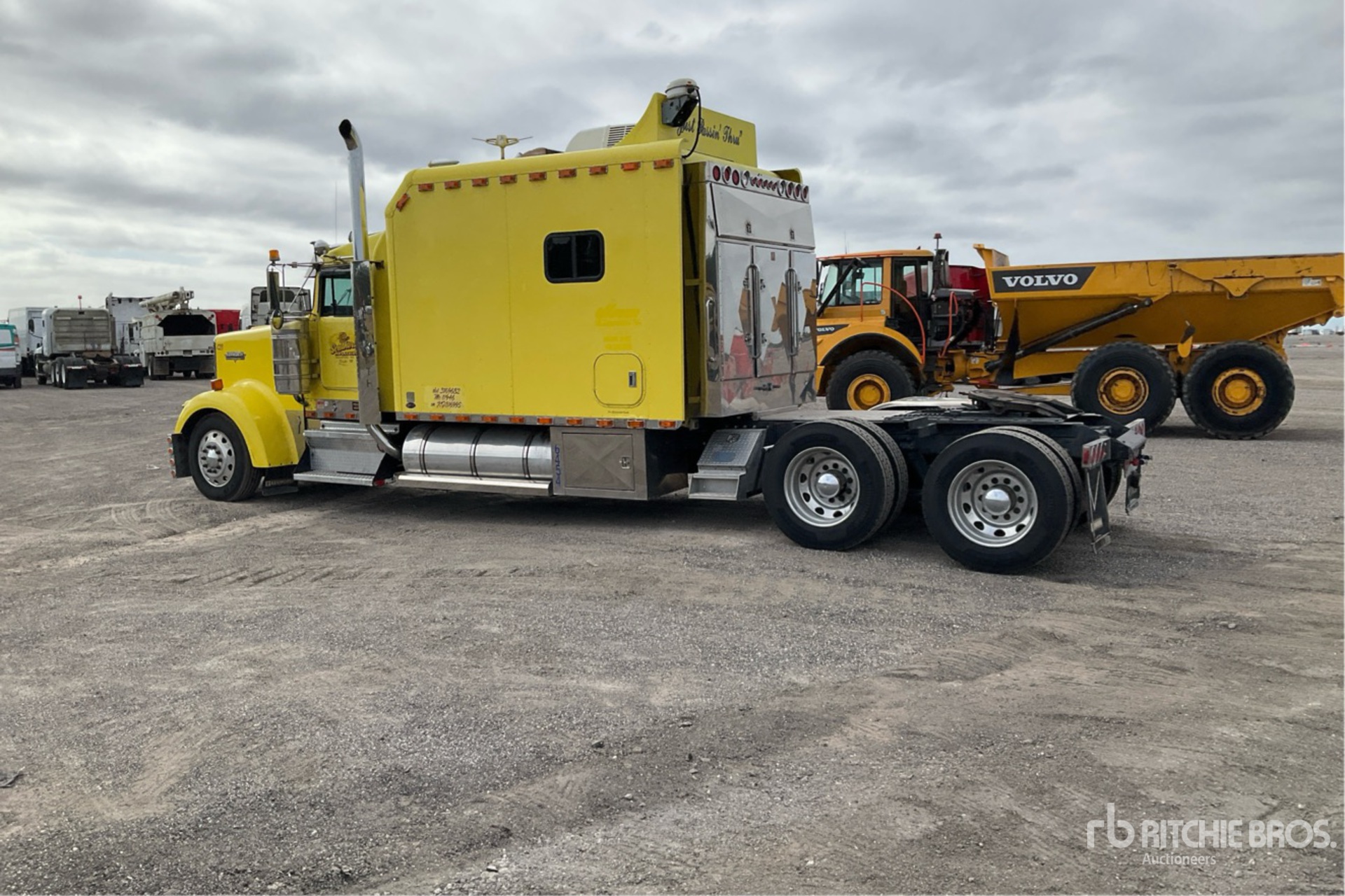 General Appearance with Image, coin arrière gauche