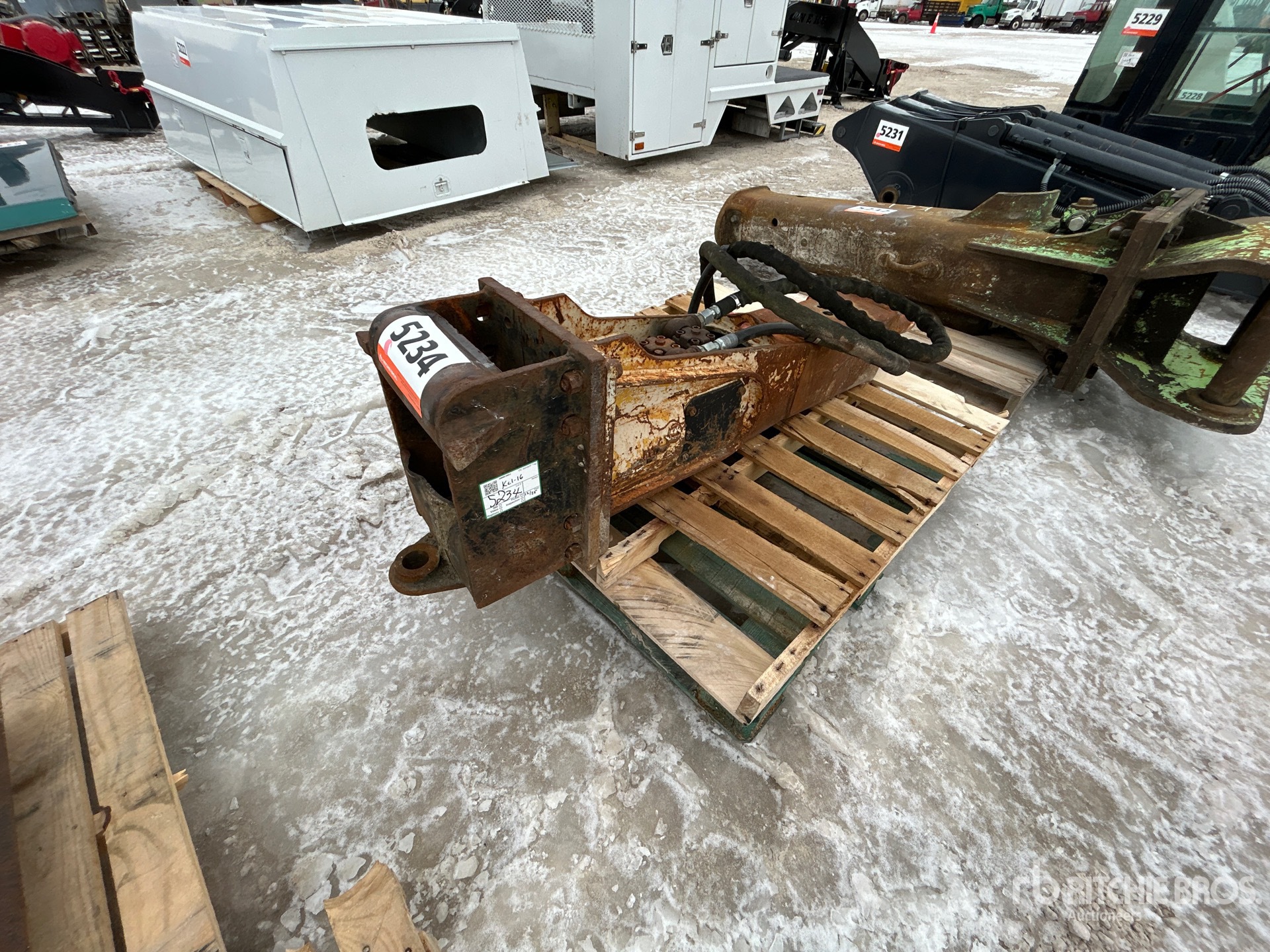 General Appearance with Foto, angolo anteriore sinistro