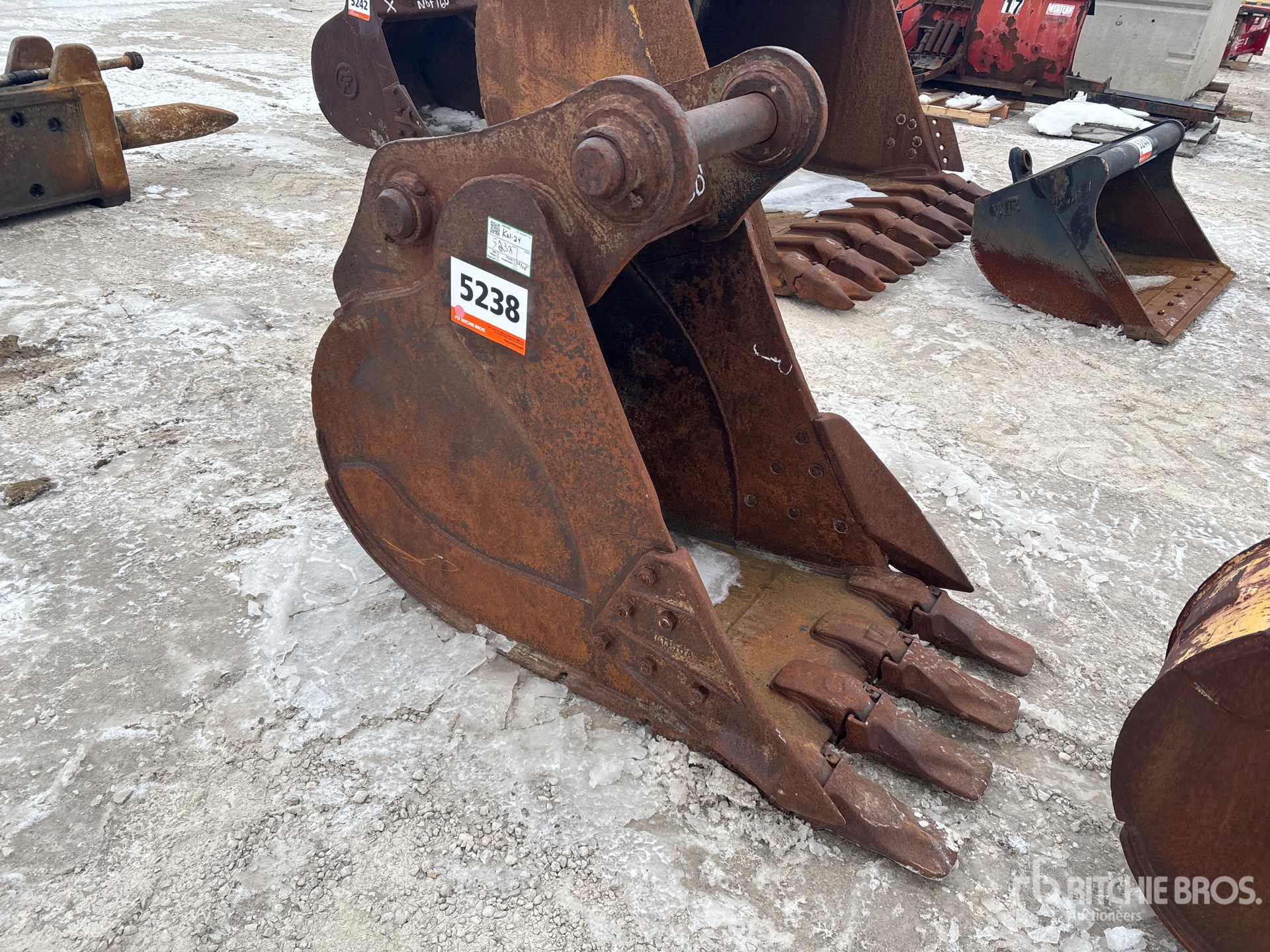 Aspect général with Image, coin avant droit