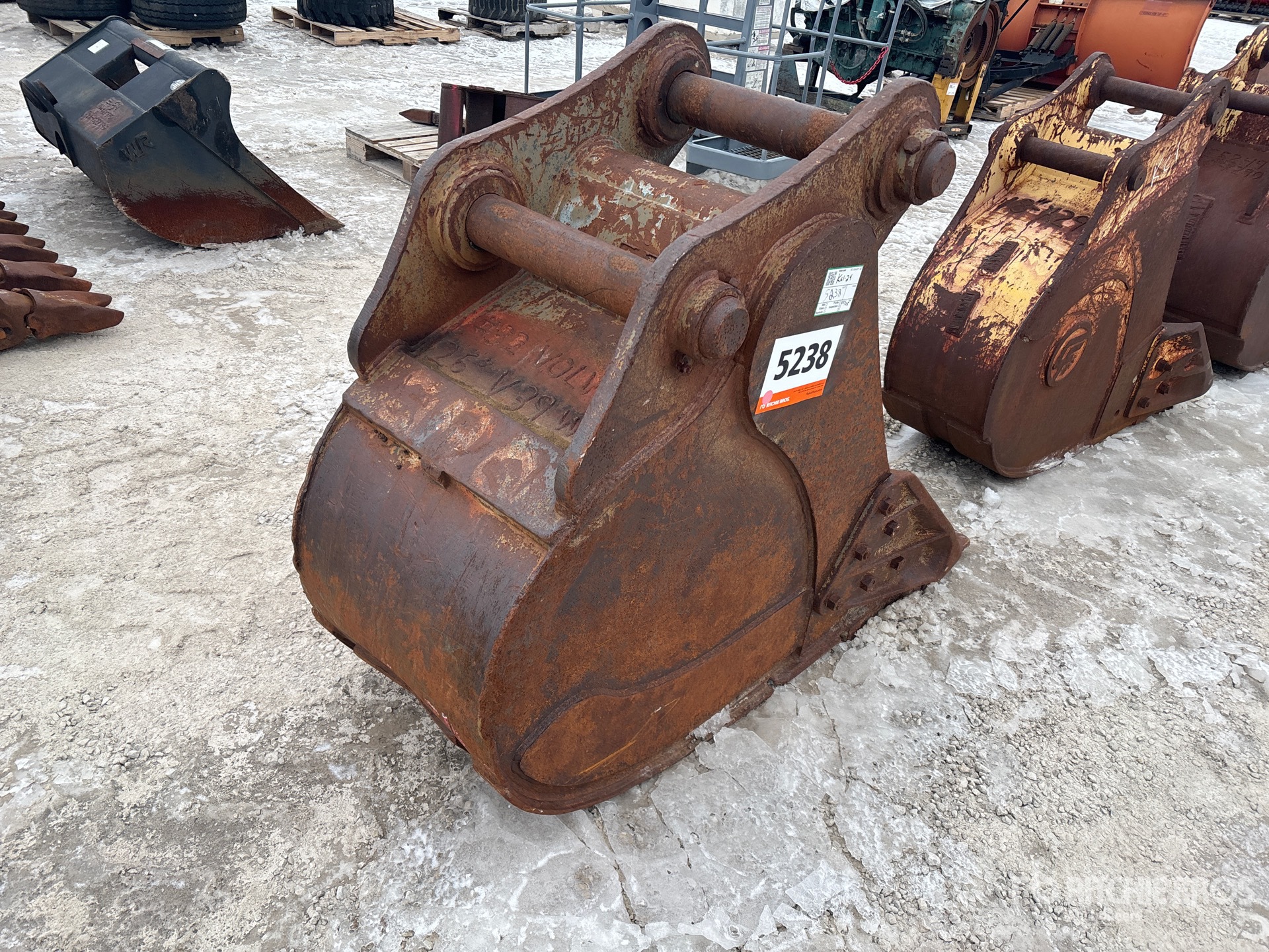 Aspect général with Image, coin arrière droit