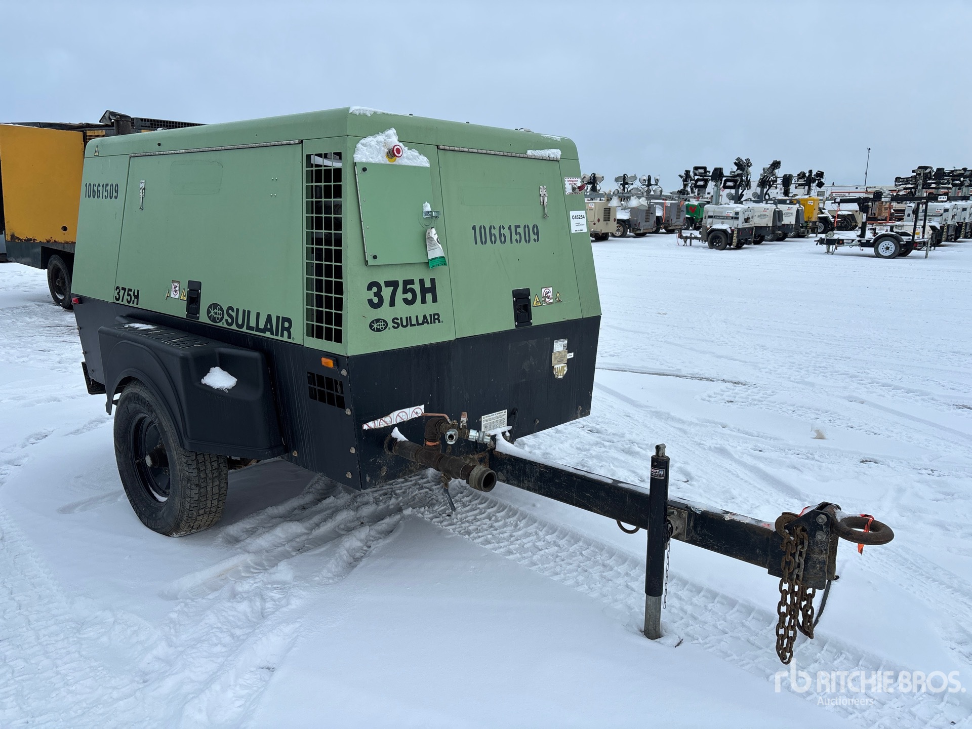 General Appearance with Image, coin avant droit