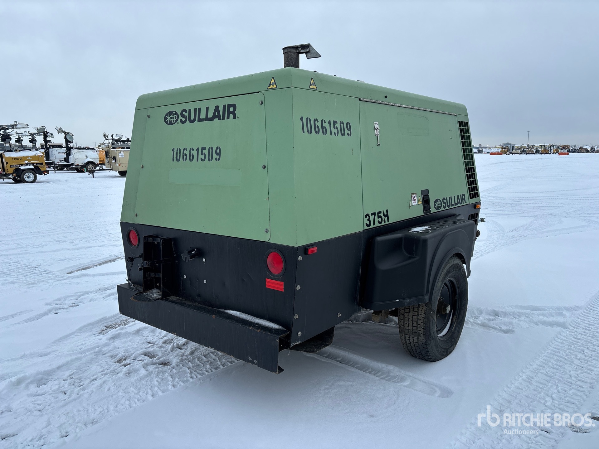 General Appearance with Image, coin arrière droit