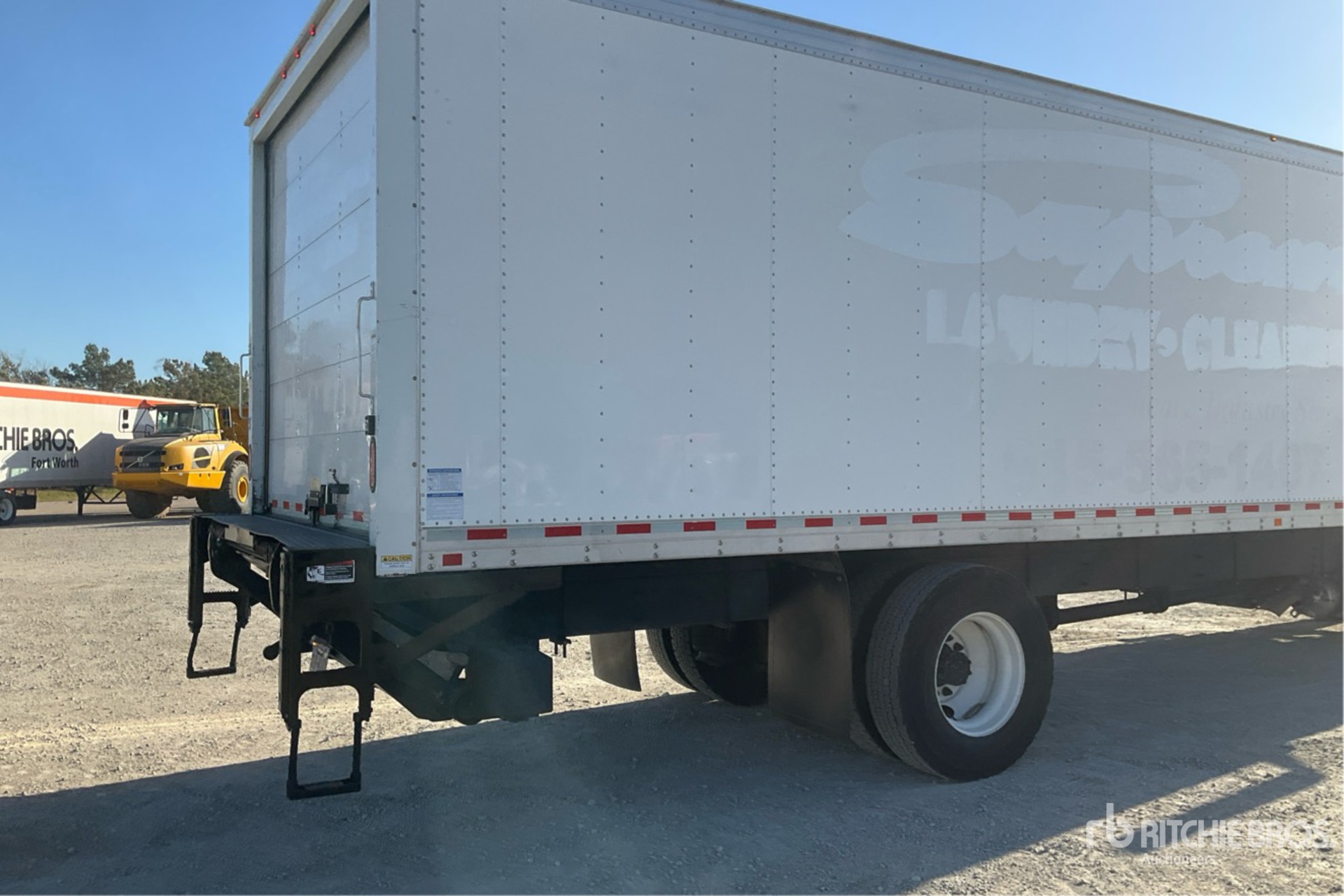 General Appearance with Imagen: esquina trasera derecha