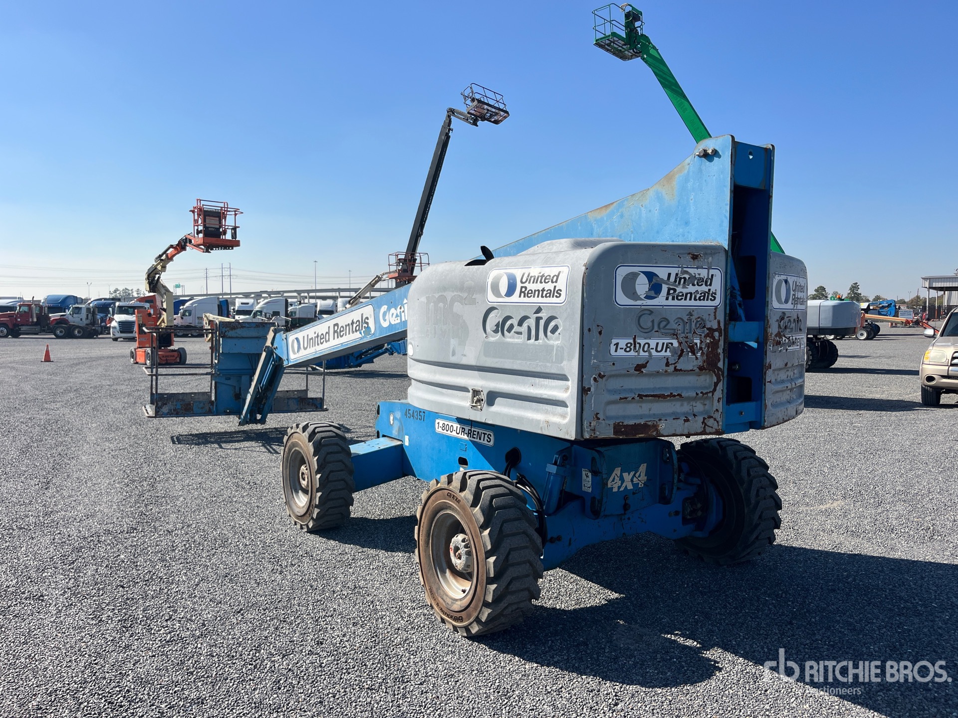 General Appearance with Picture, Left Rear Corner