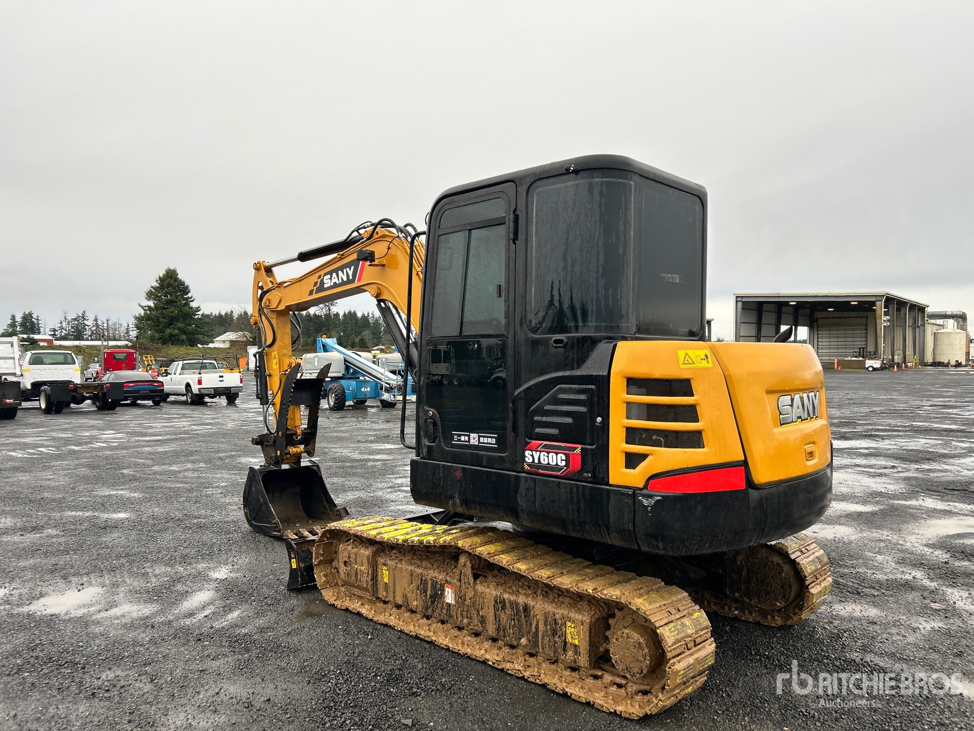 General Appearance with Picture, Left Rear Corner