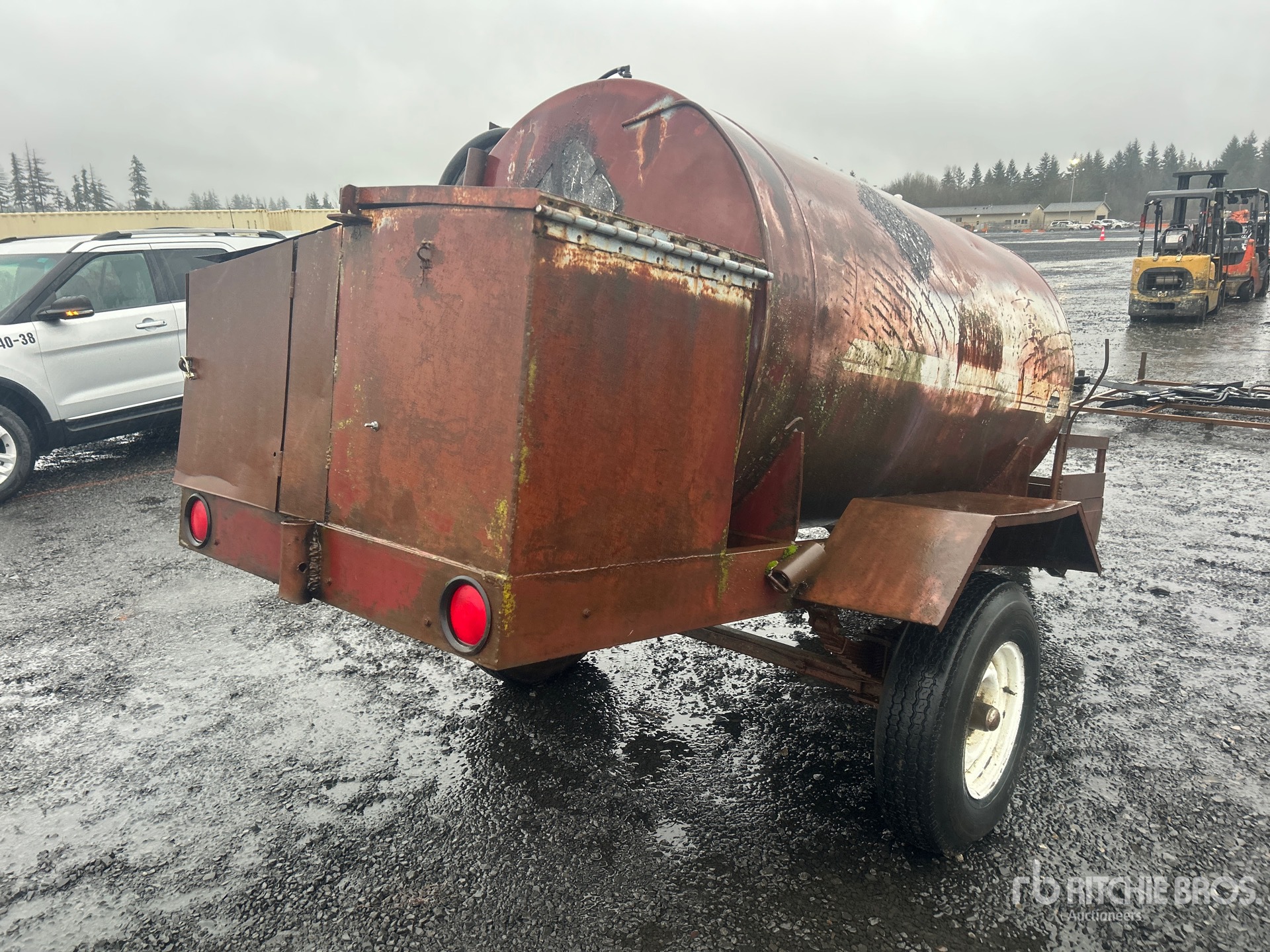 Aspect général with Image, coin arrière droit