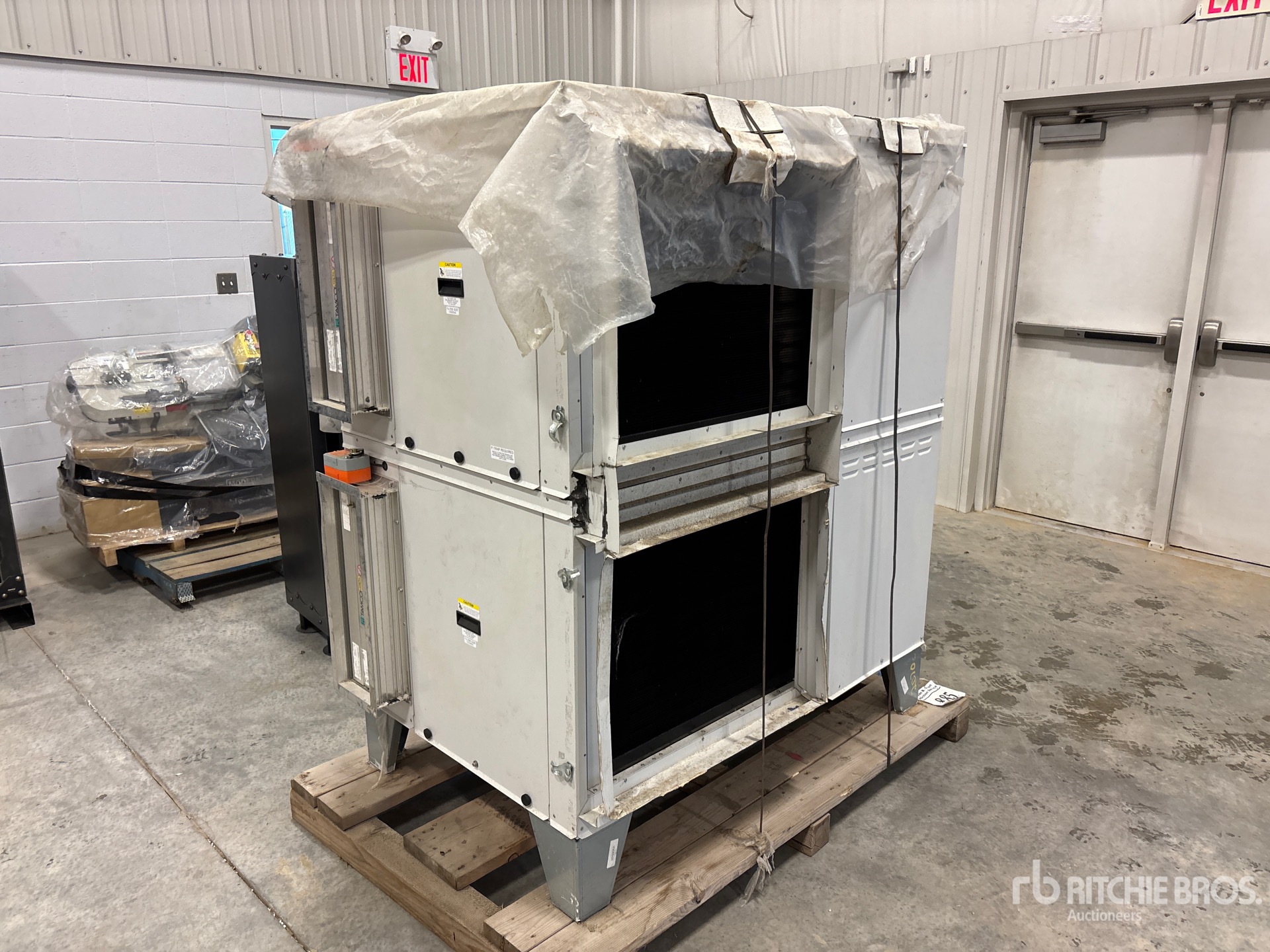 General Appearance with Imagen: esquina trasera derecha