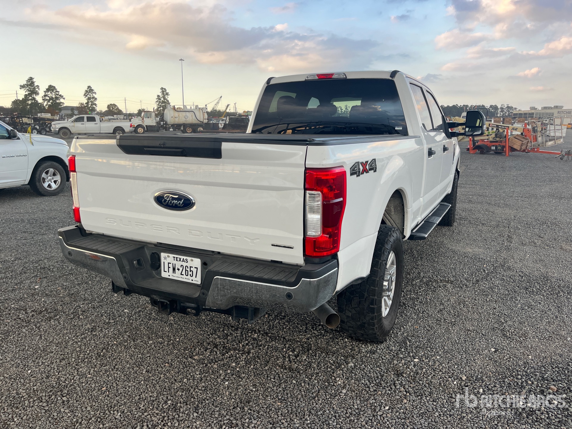 General Appearance with Bild, Ecke hinten rechts