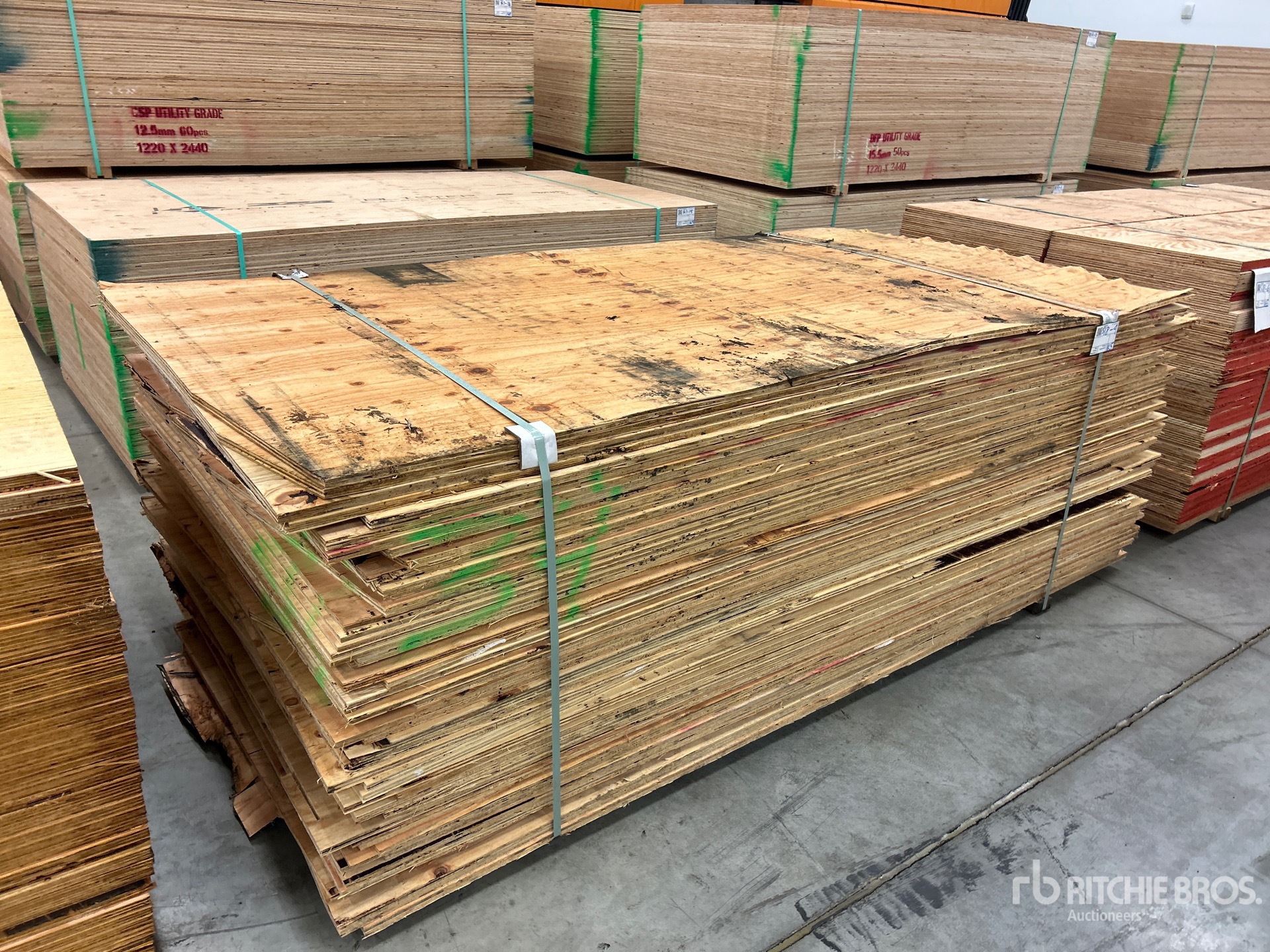 Aspect général with Image, coin avant droit