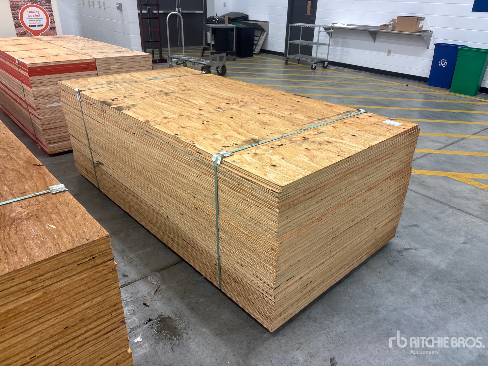 Aspect général with Image, coin avant droit