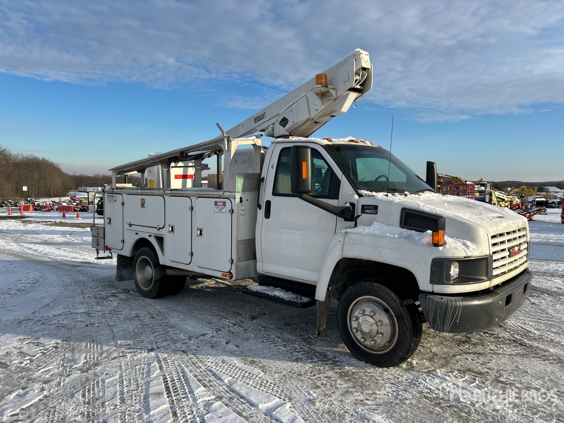 General Appearance with Picture, Right Front Corner