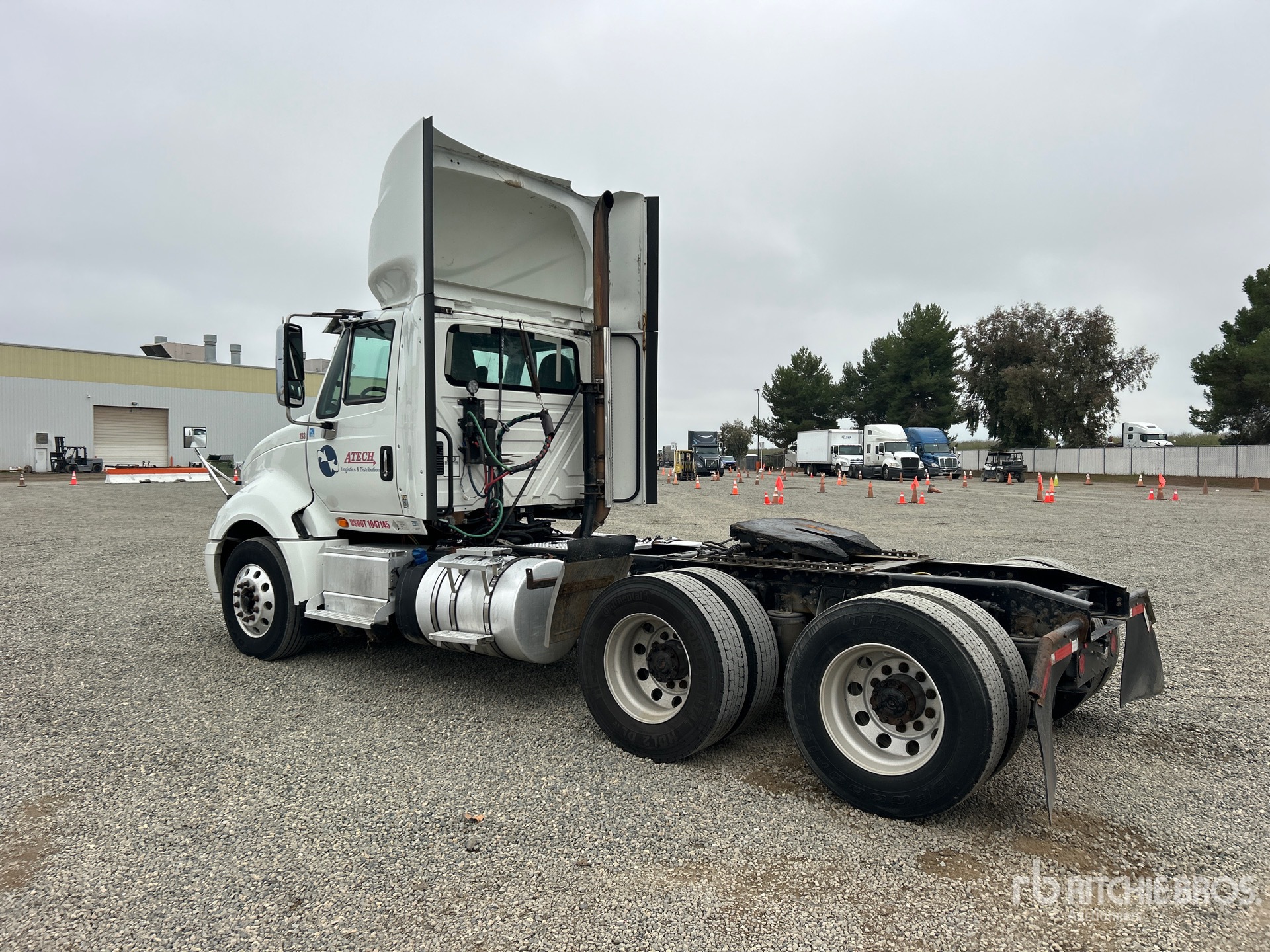 General Appearance with Imagen: esquina trasera izquierda