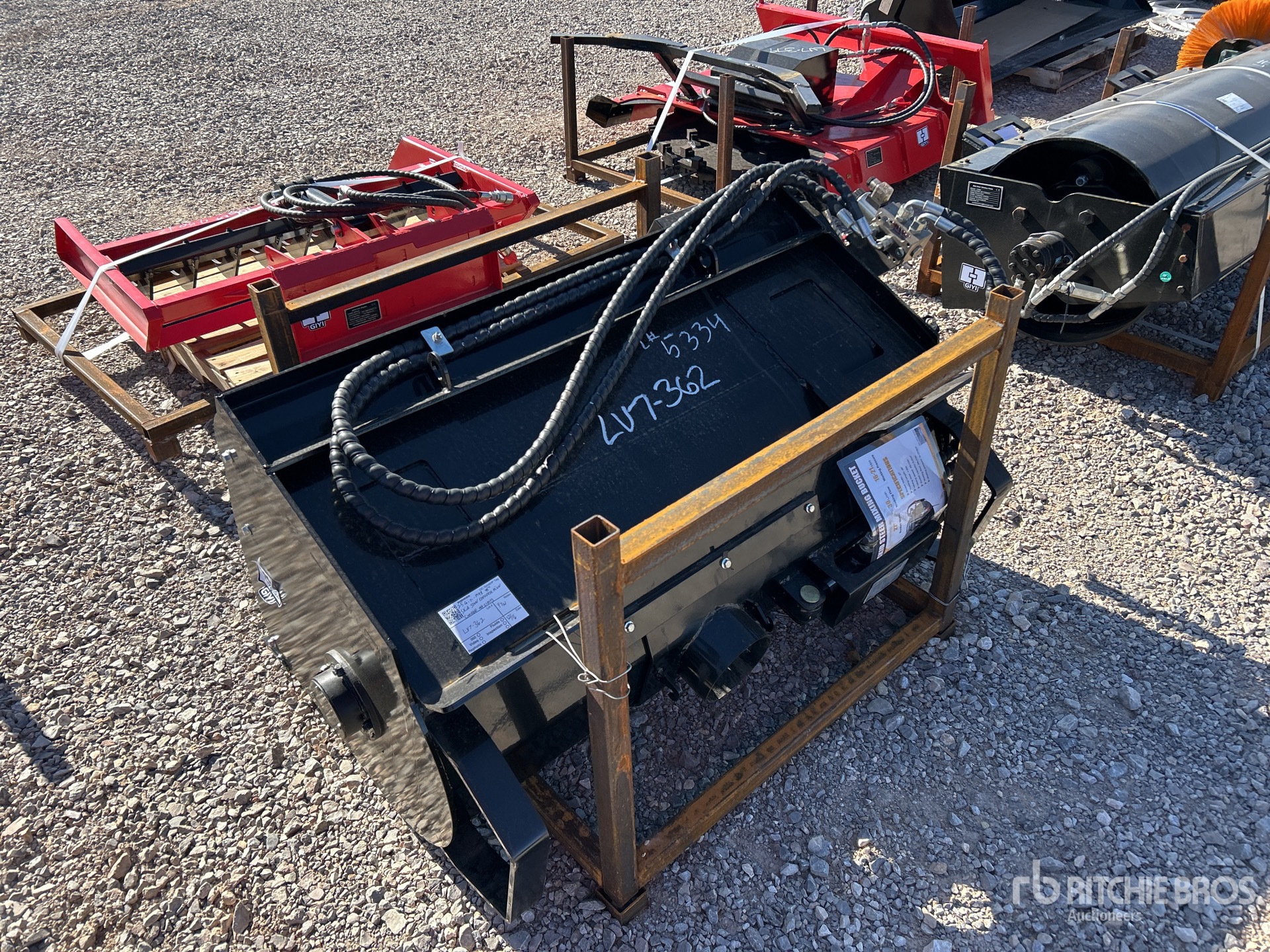 General Appearance with Picture, Left Rear Corner