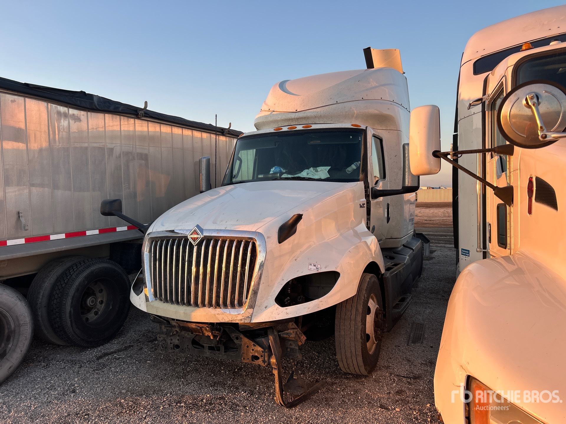 General Appearance with Picture, Left Front Corner