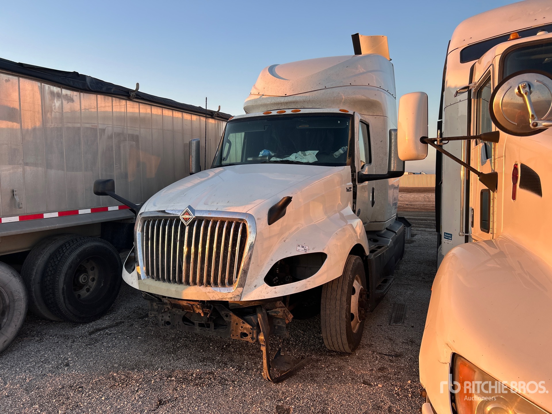 General Appearance with Featured Photo