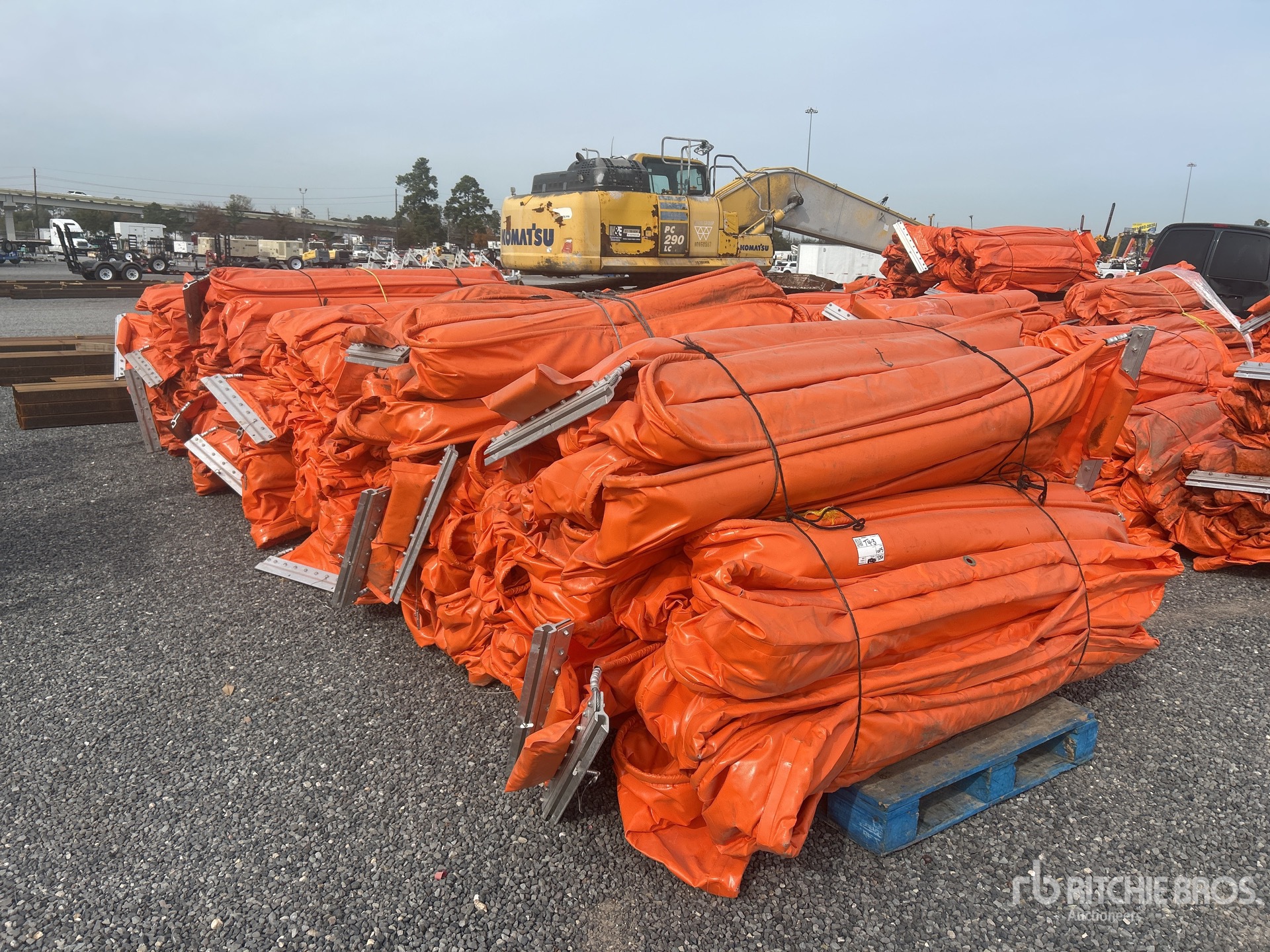 Aspect général with Image, coin avant gauche