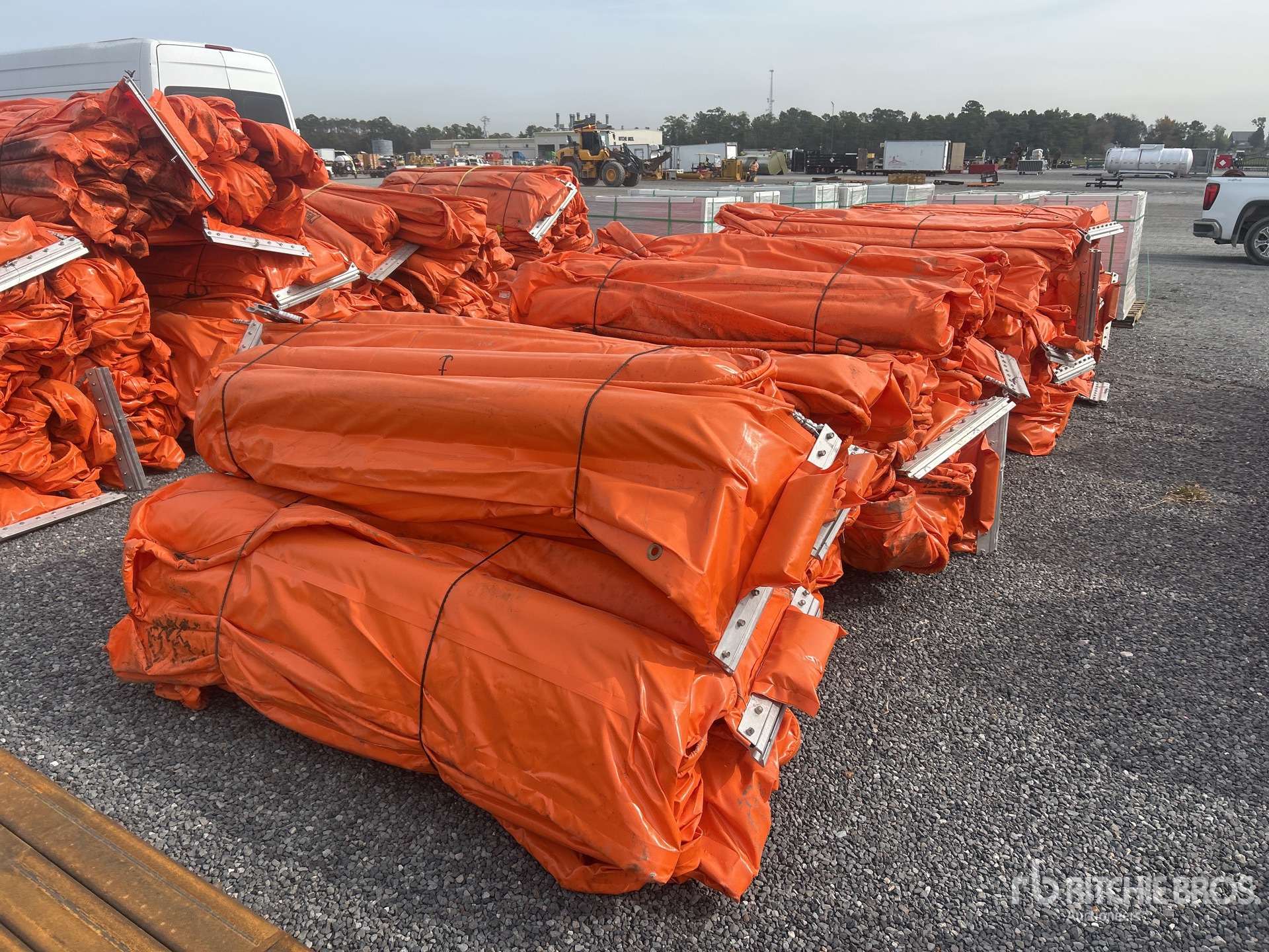 Aspect général with Image, coin arrière gauche