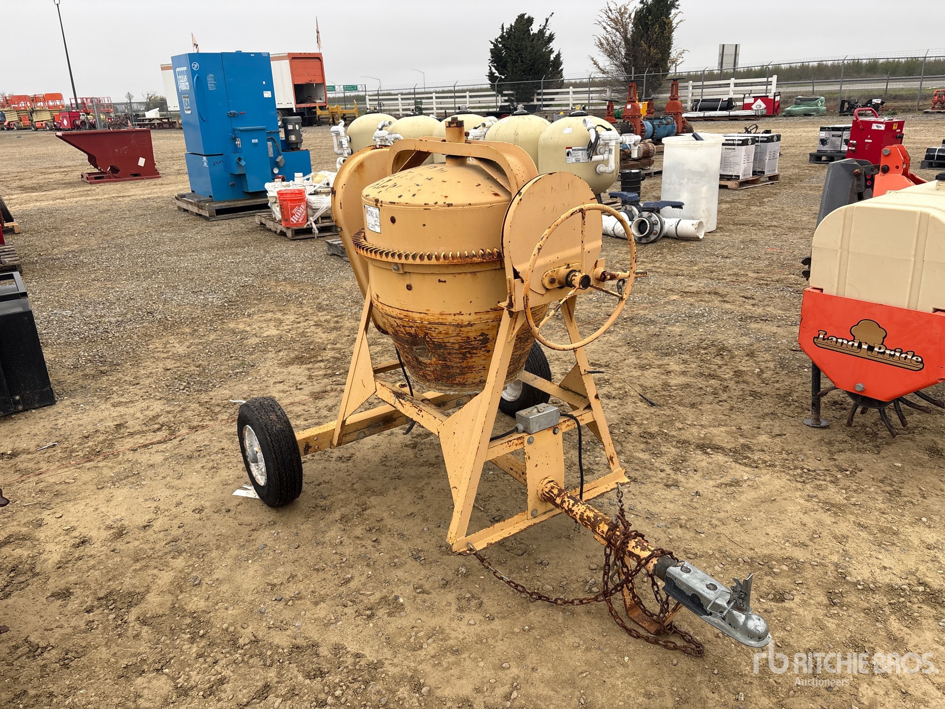 General Appearance with Picture, Right Front Corner