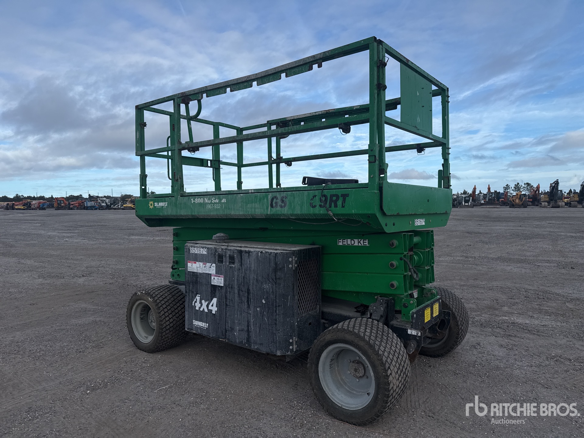 General Appearance with Picture, Left Front Corner