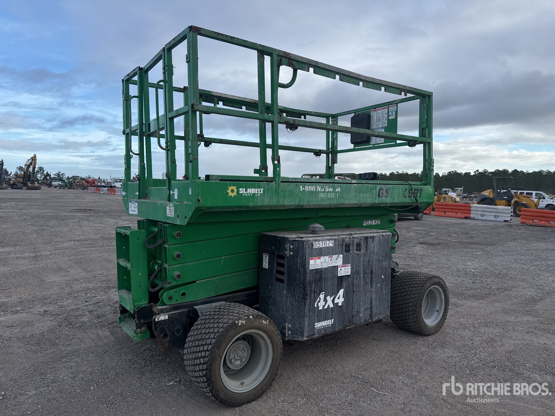 General Appearance with Picture, Left Rear Corner