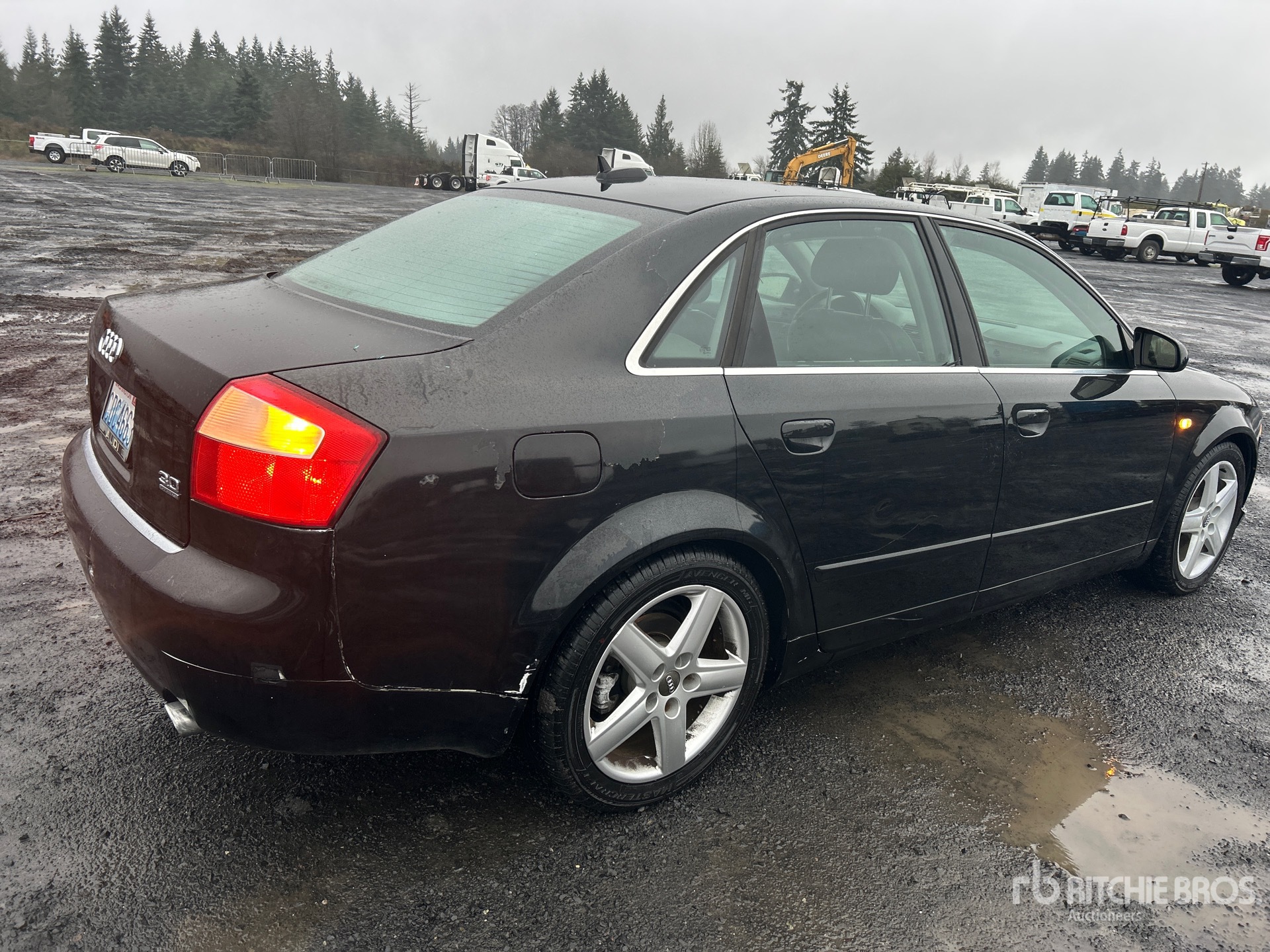 General Appearance with Imagen: esquina trasera derecha