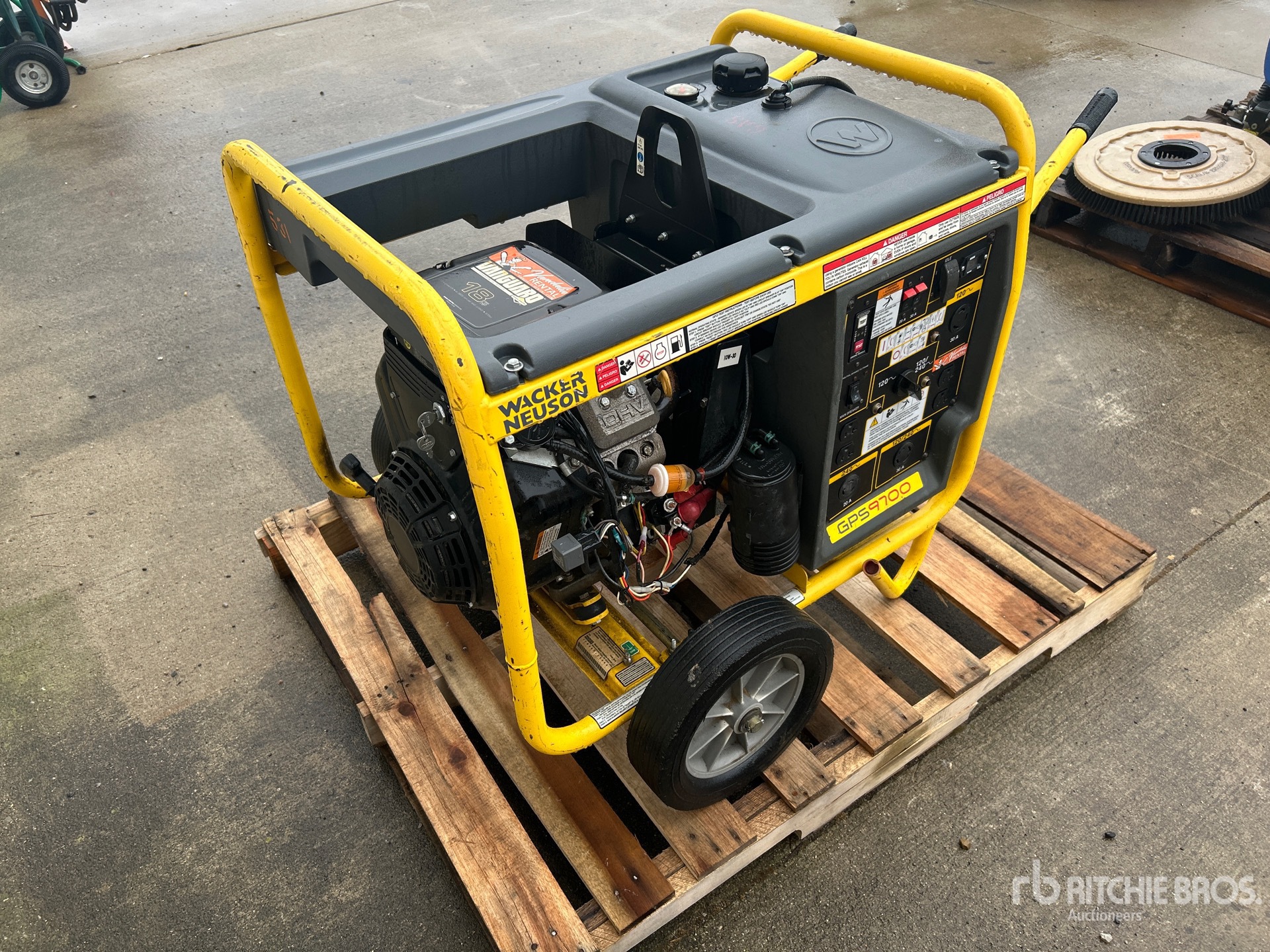 General Appearance with Picture, Right Front Corner