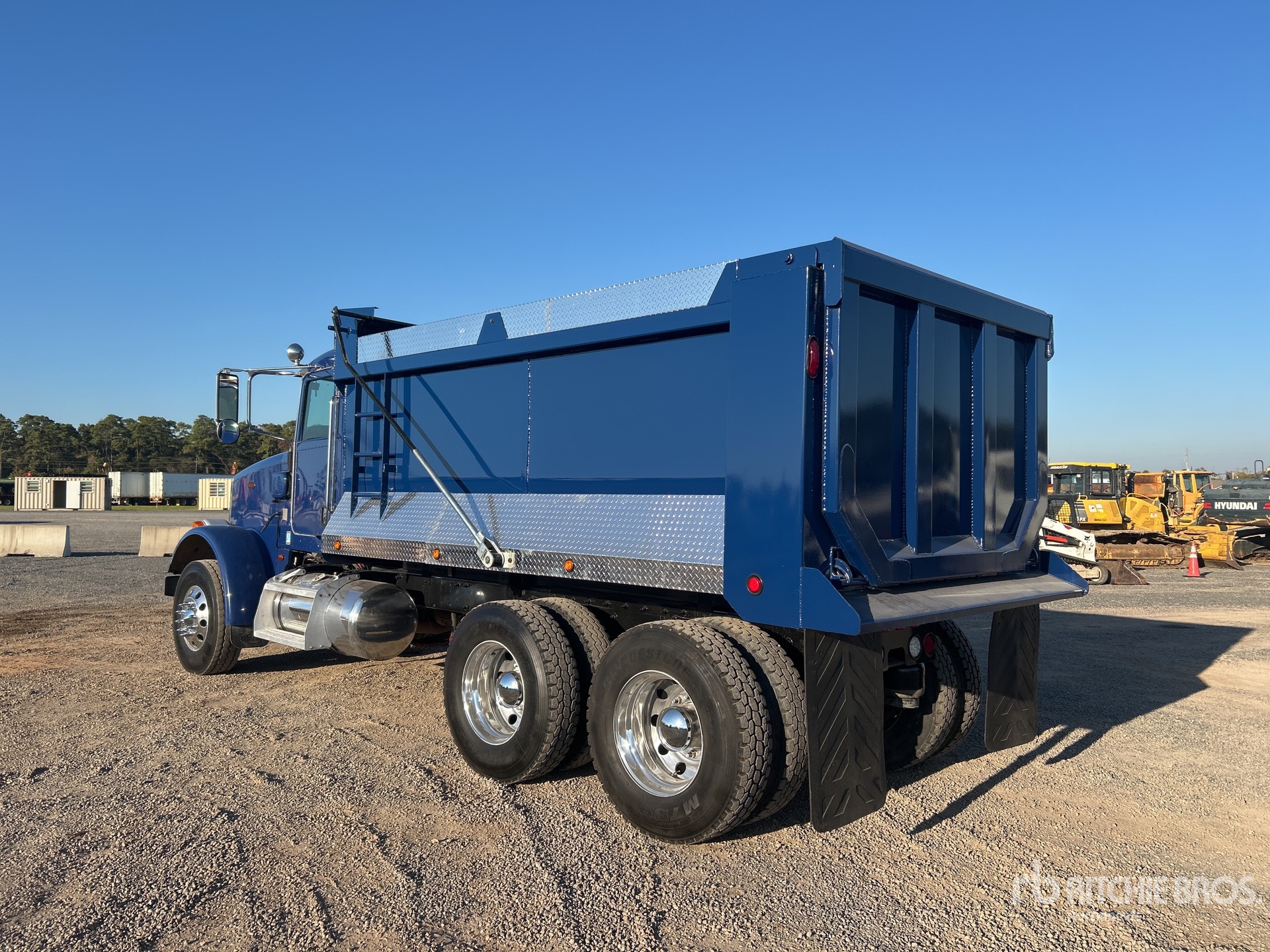 General Appearance with Imagen: esquina trasera izquierda