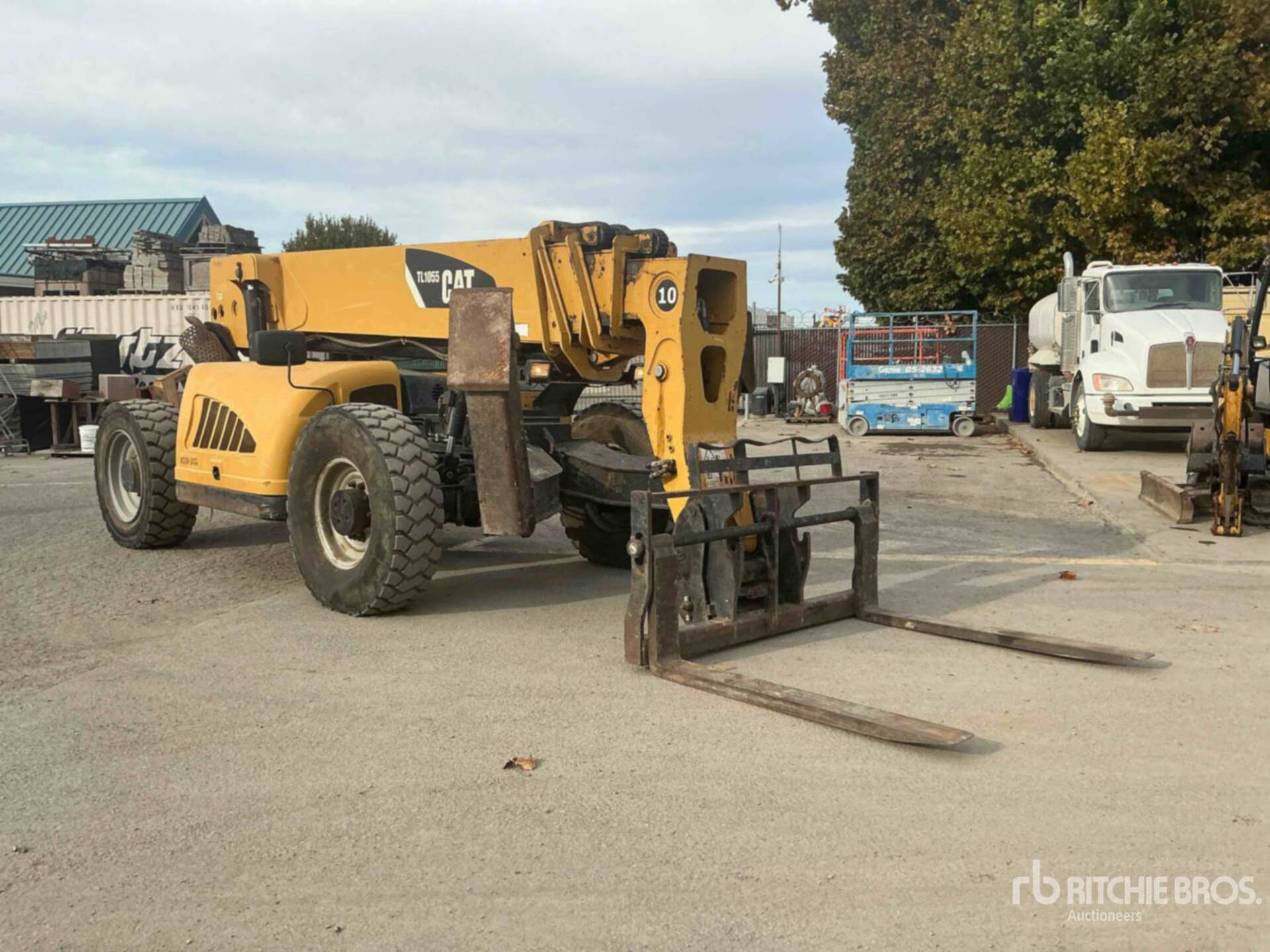 Aspect général with Image, coin avant gauche